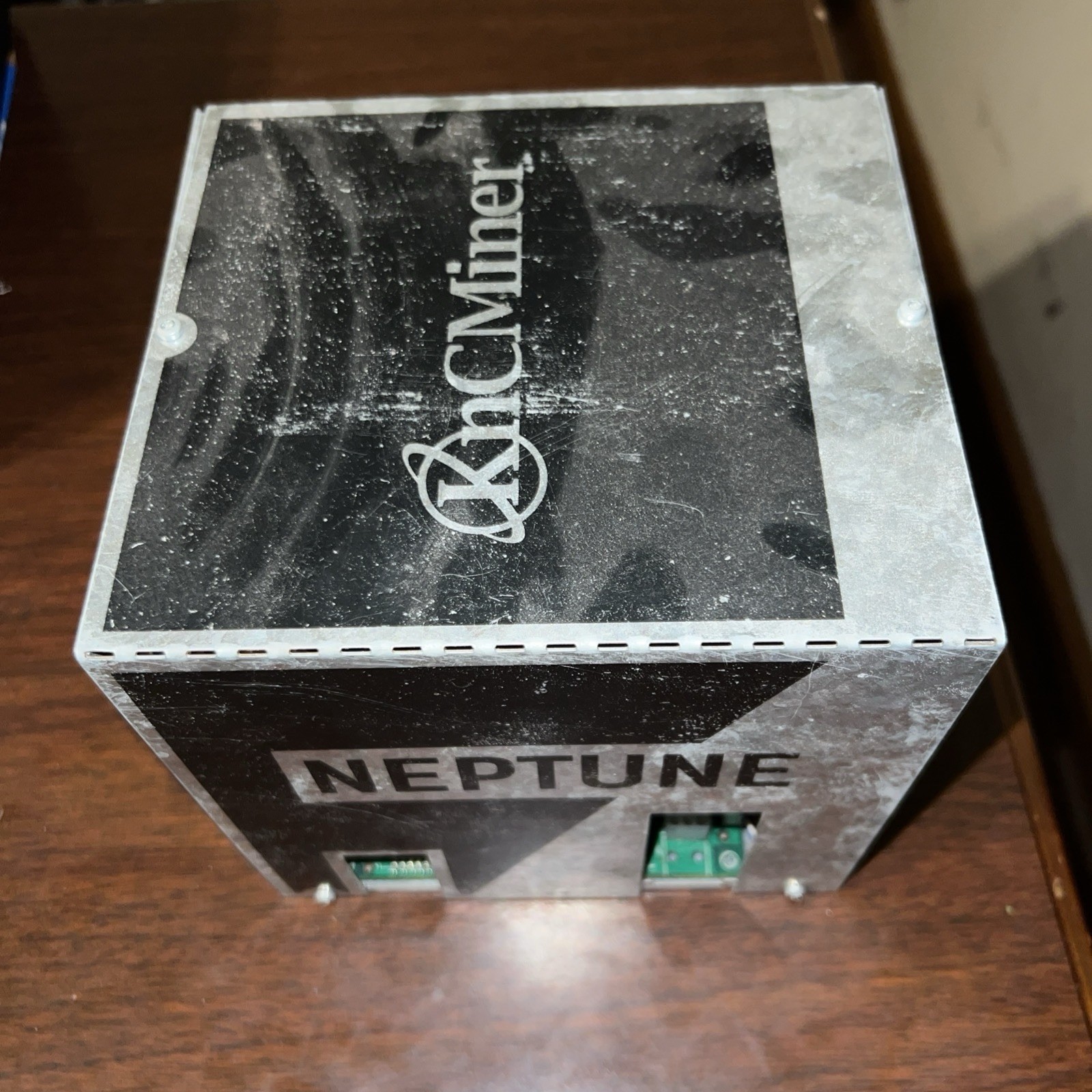 Knc Neptune Miner (no Cords No Power Supply)