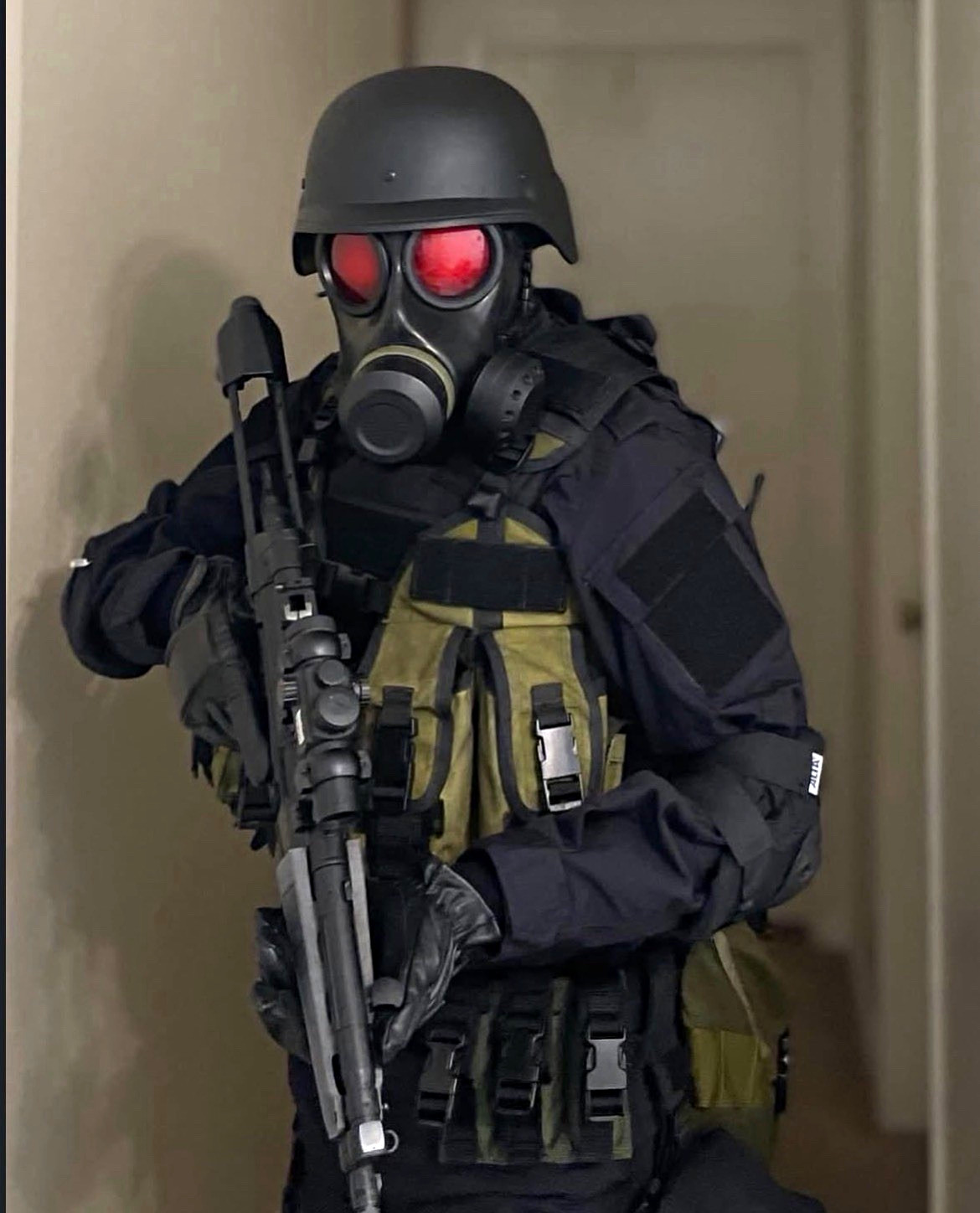 RESIDENT EVIL HUNK SOE STYLE LBV VEST