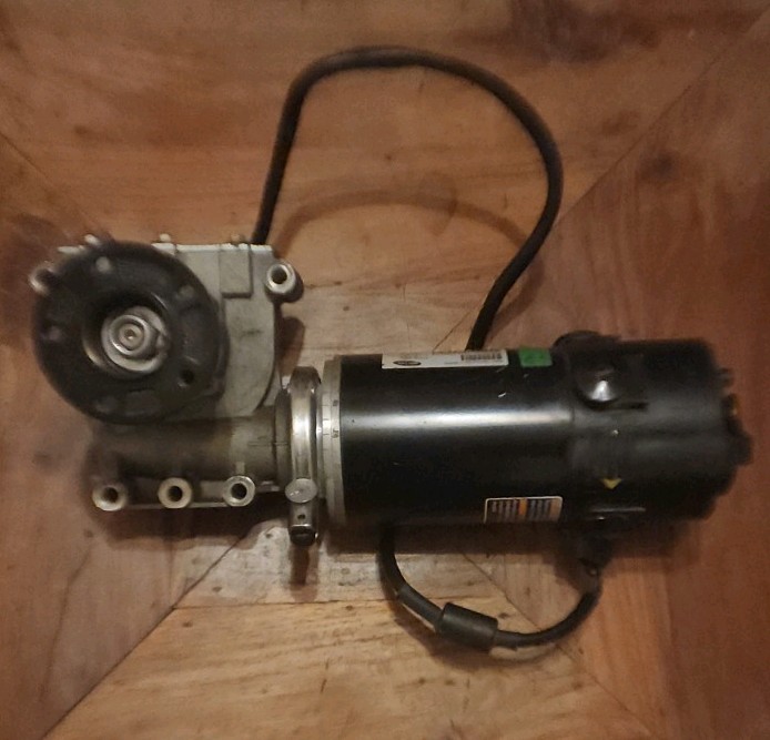 Invacare TDX Motor & Gearbox 1165865 RIGHT Power Wheelchair Part