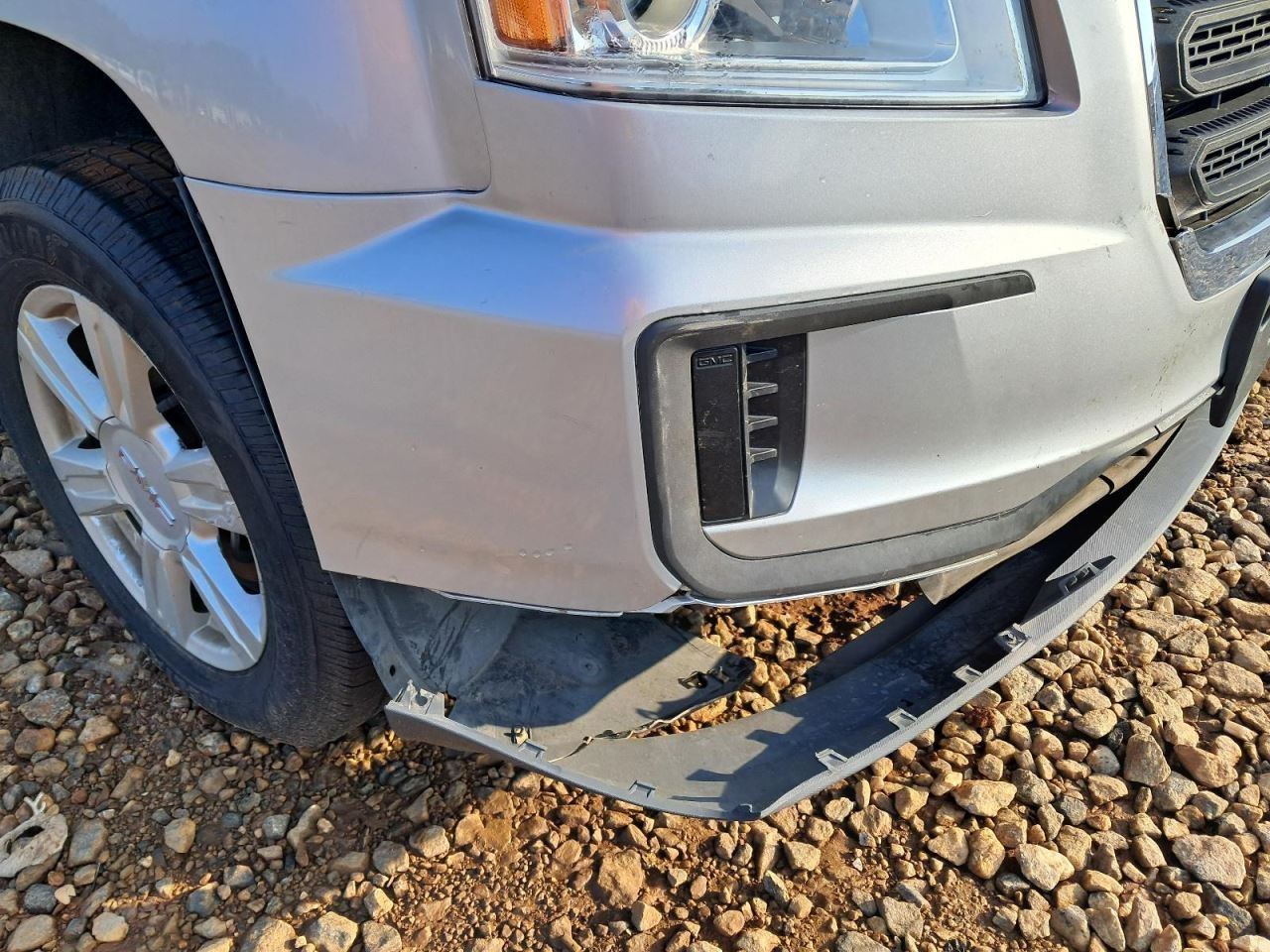 TERRAIN 2016 Glove Box 4794180