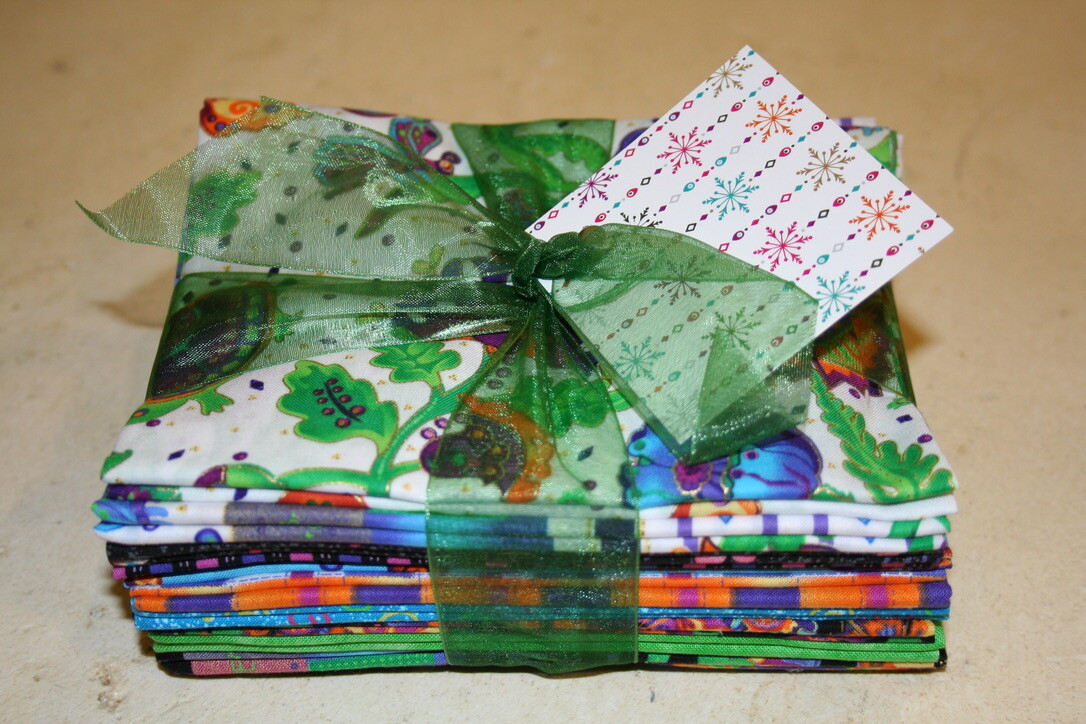 #849 Butterfly Garden 11 Fat Quarter Fabric Bundle