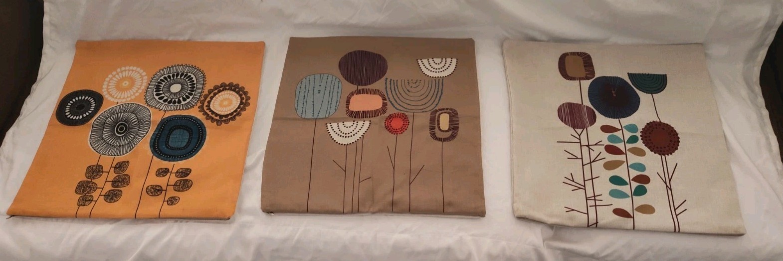 Abstract Flower Decorative Pillowcases Lot Of 3