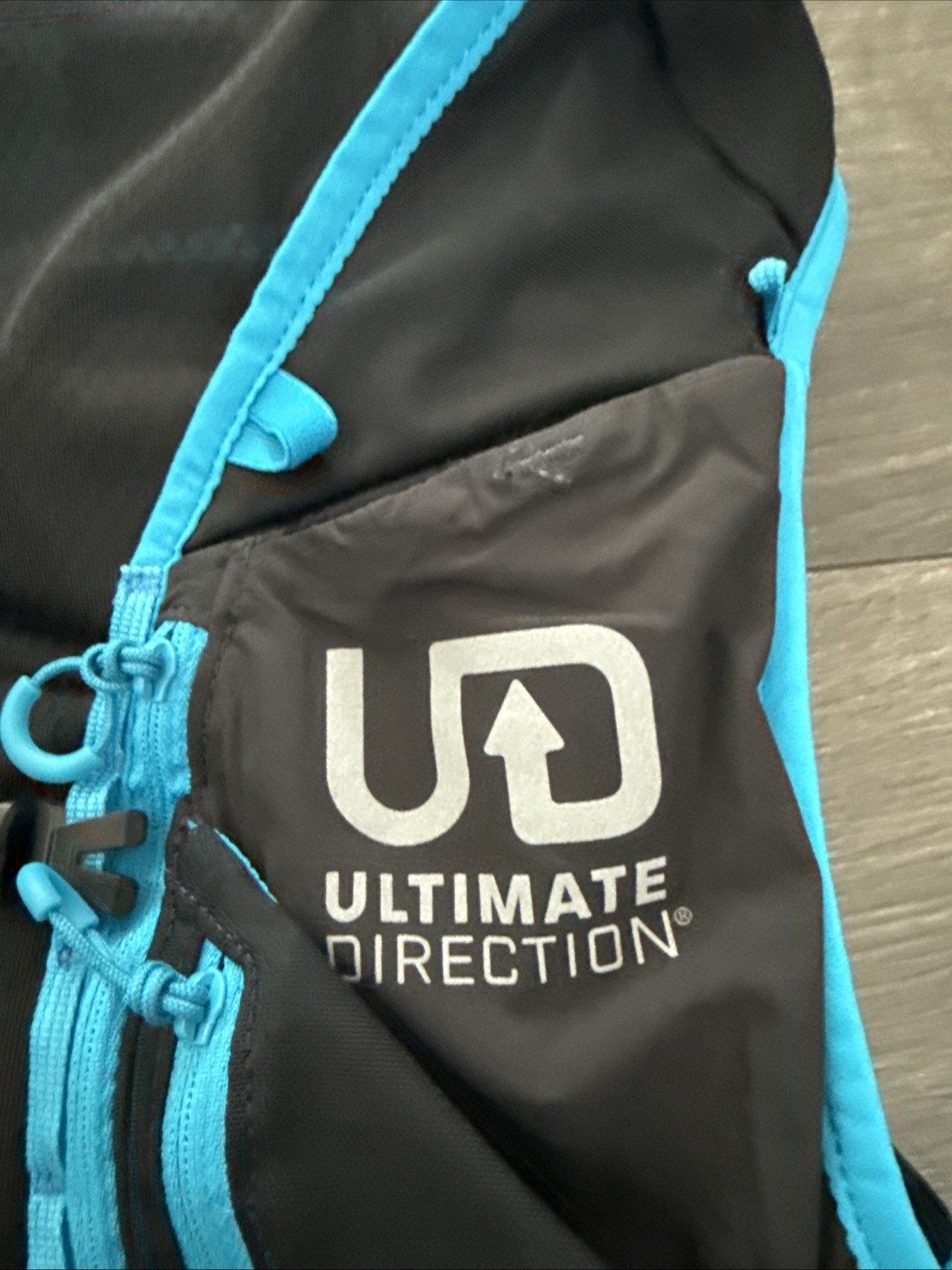 Ultimate Direction Adventure 17L Hydration Running Vest S/M