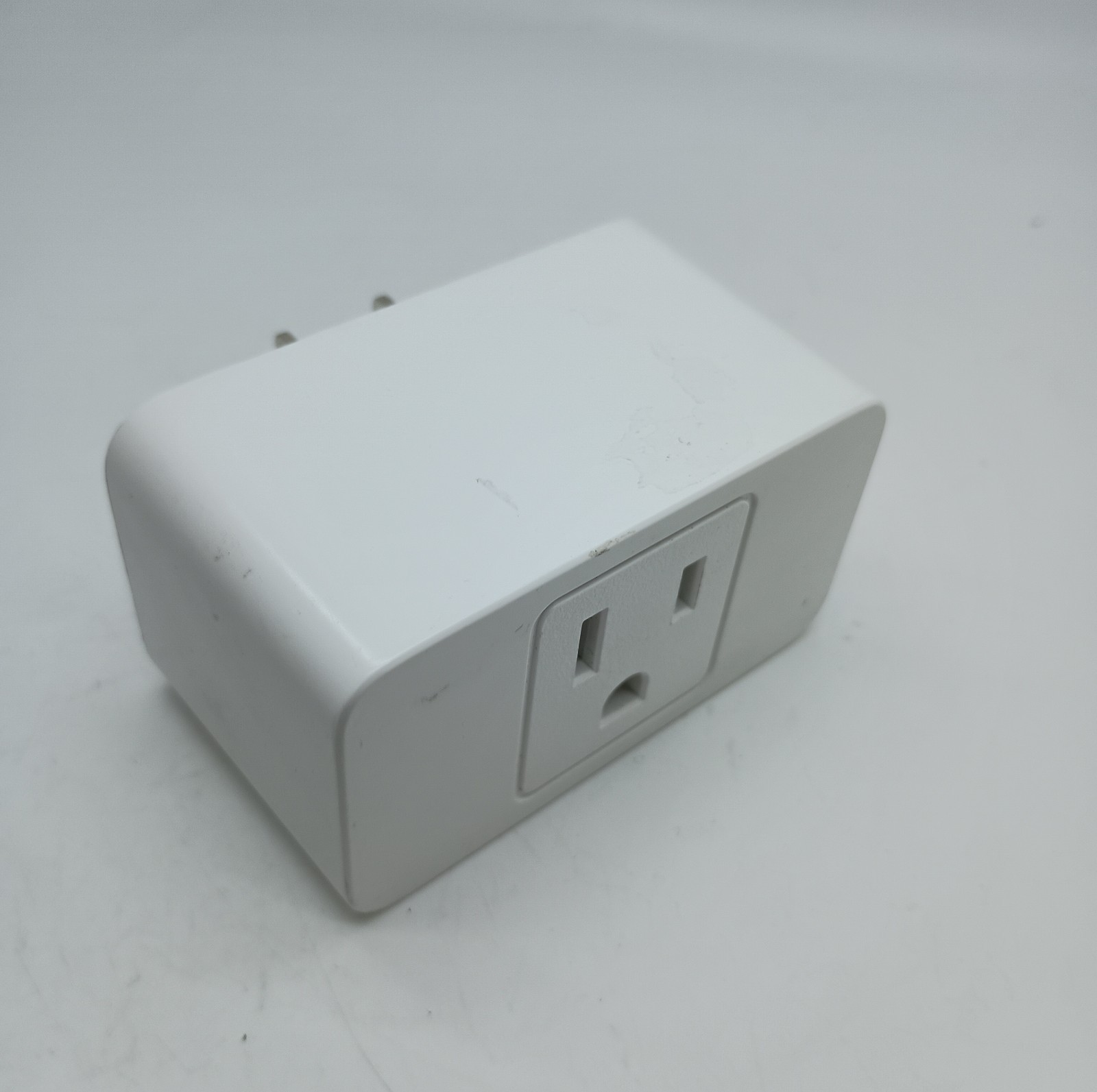#AH) Meross Smart Wi-Fi Plug Mini, Model MSS110, Apple HomeKit, White