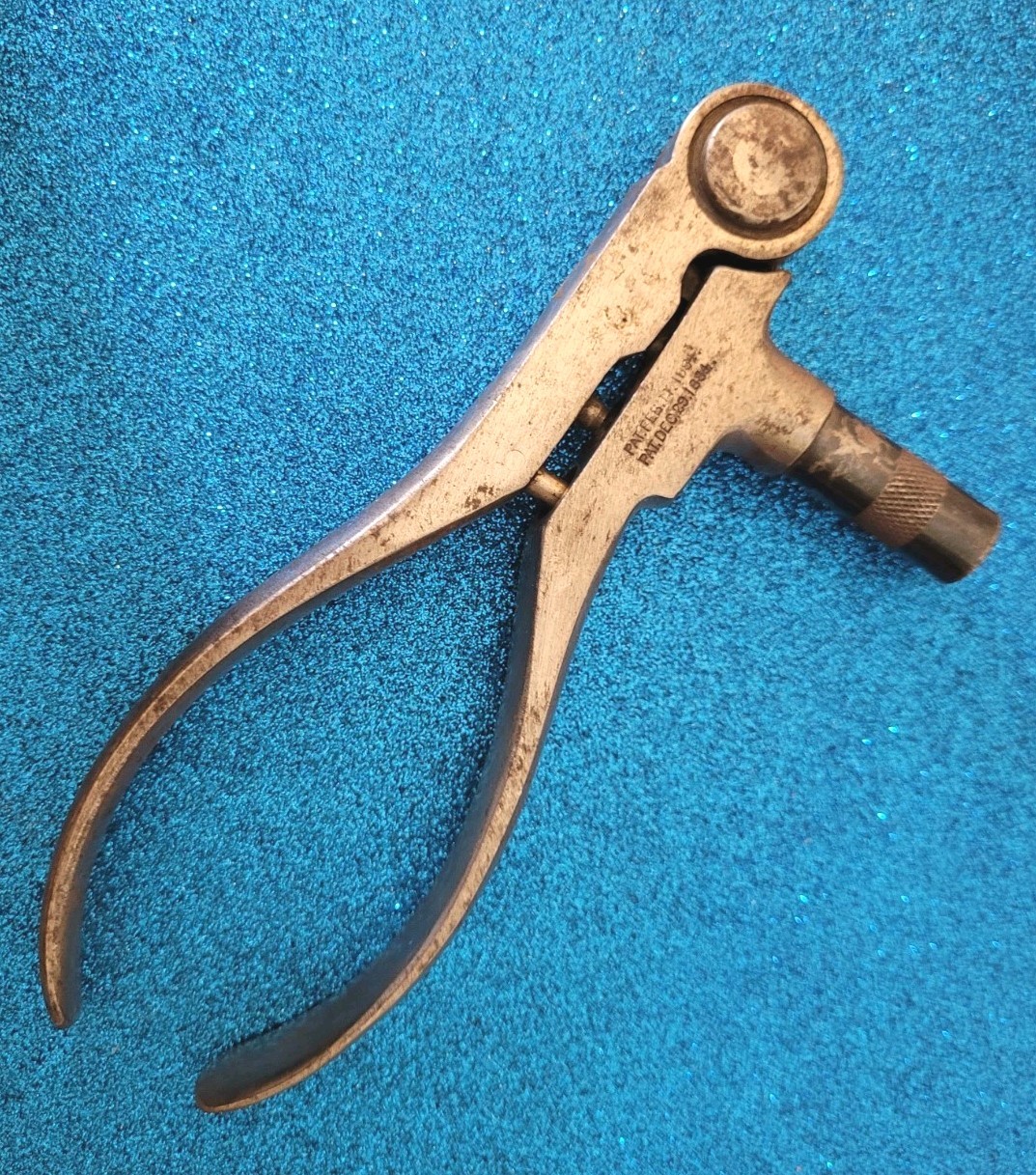 Ideal Mfg Co 32-40 M Nutcracker Style Reloading Tool