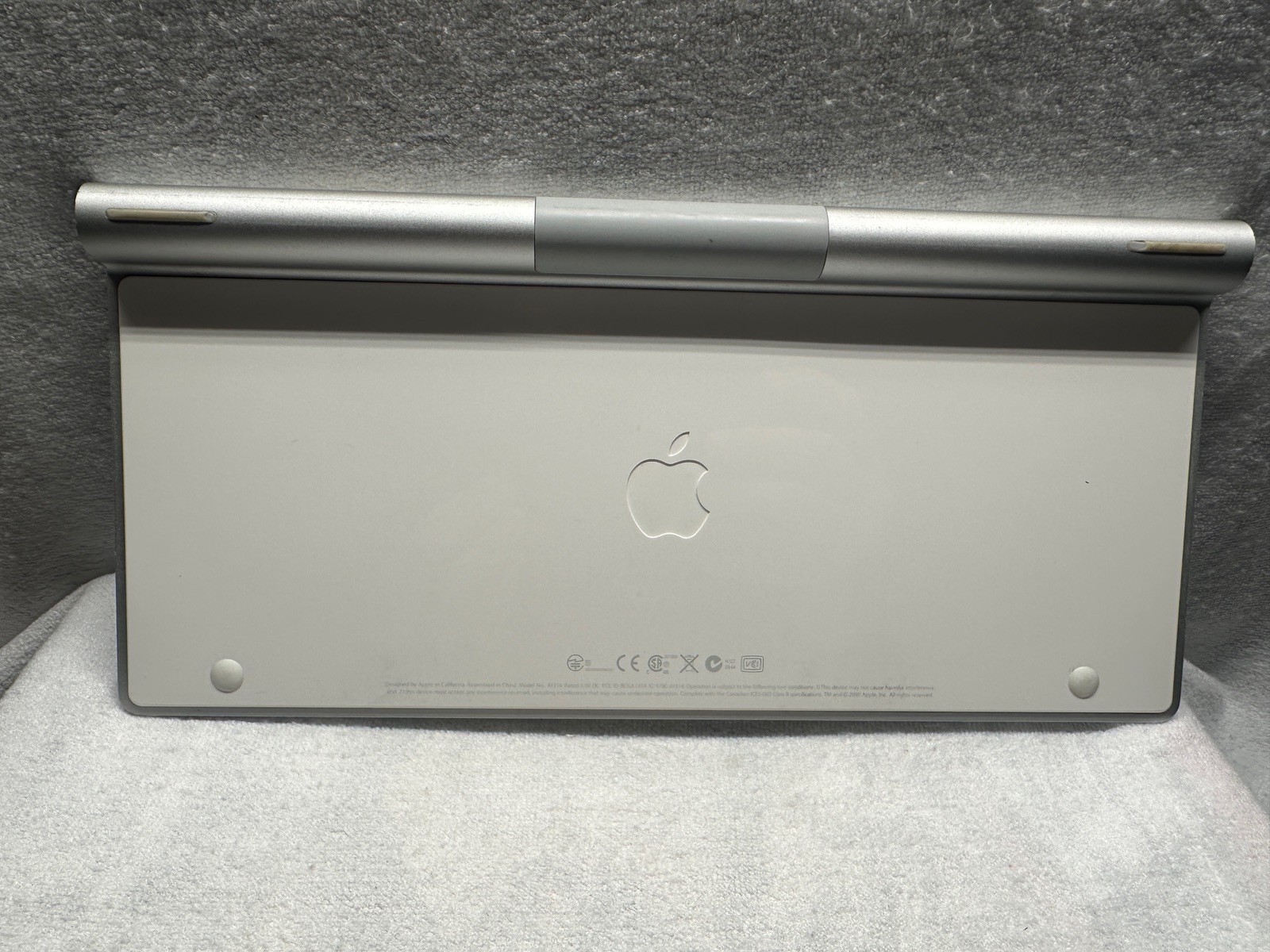 Apple Bluetooth Keyboard Model No: A1314 Tested Good Used Condition