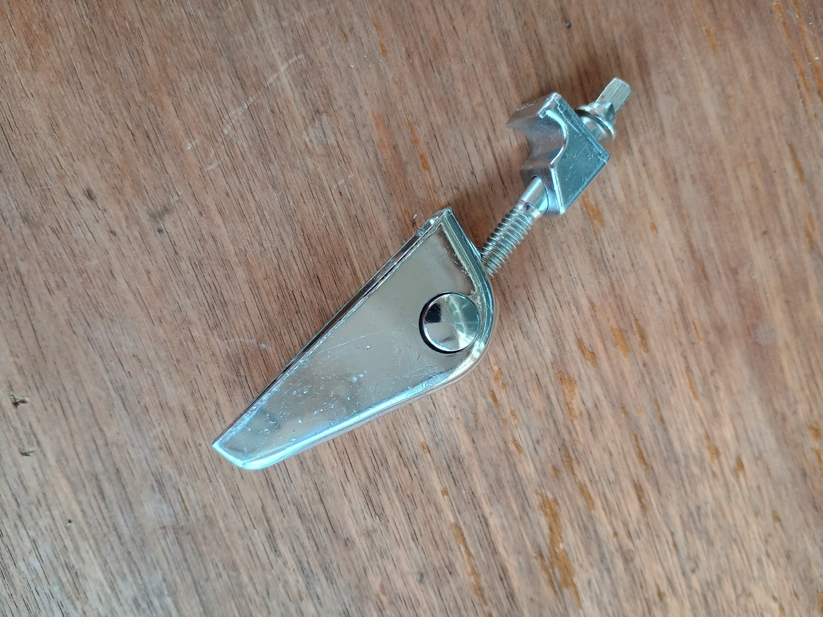 (1) VINTAGE 1970's ZICKOS DRUM LUG-COMPLETE-VG!