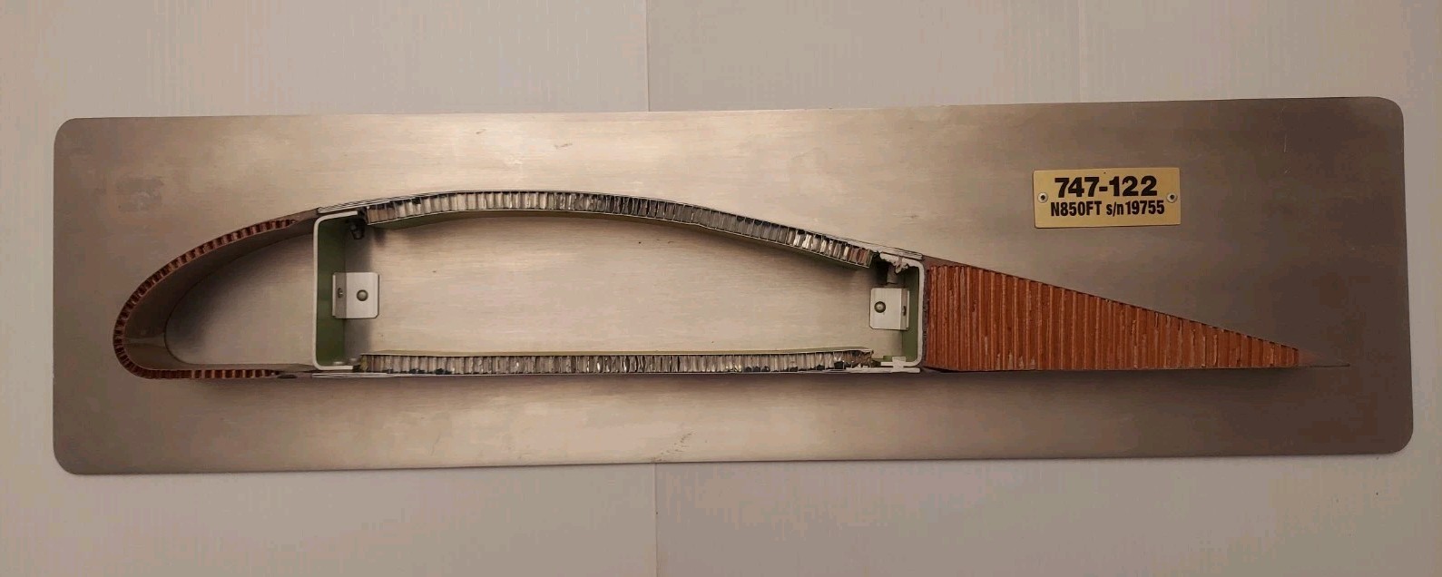 Vintage Boeing 747 Titanium Airplane Plane Wing Cutaway Display Sample