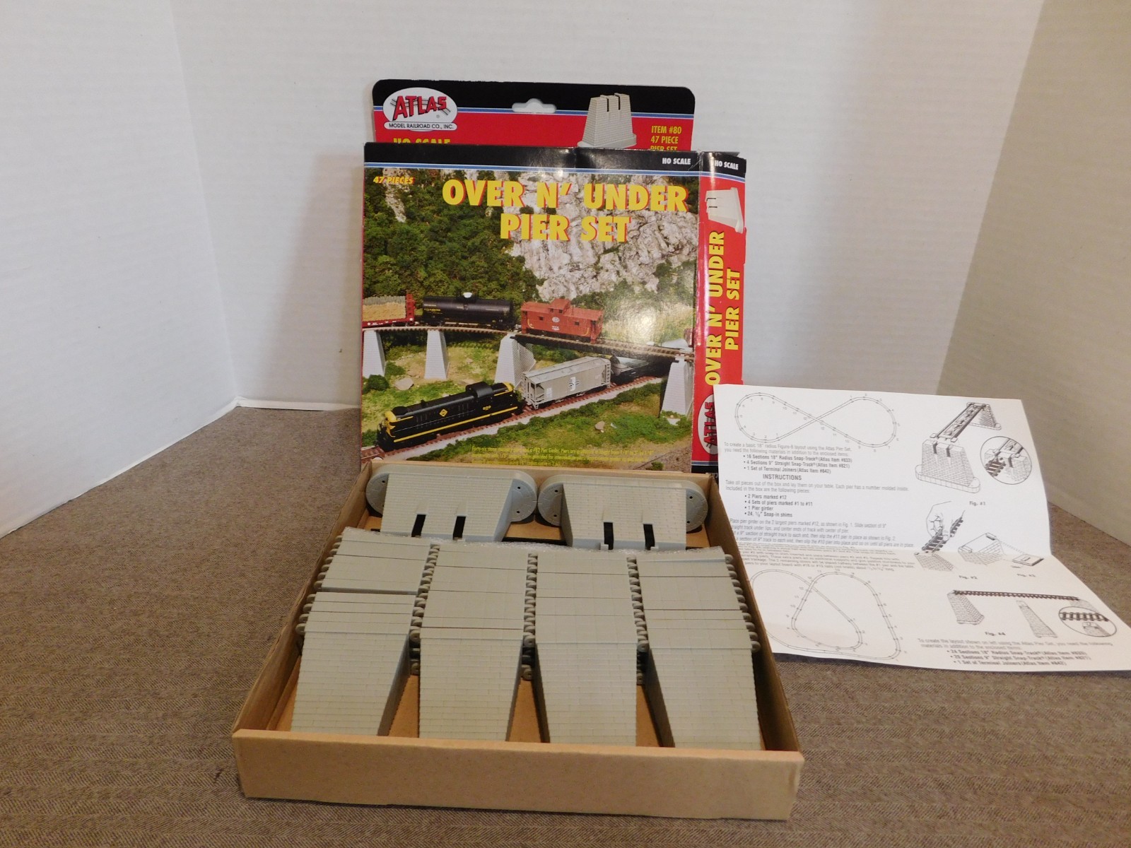 Atlas Ho 47 Piece Over N' Under Pier Set