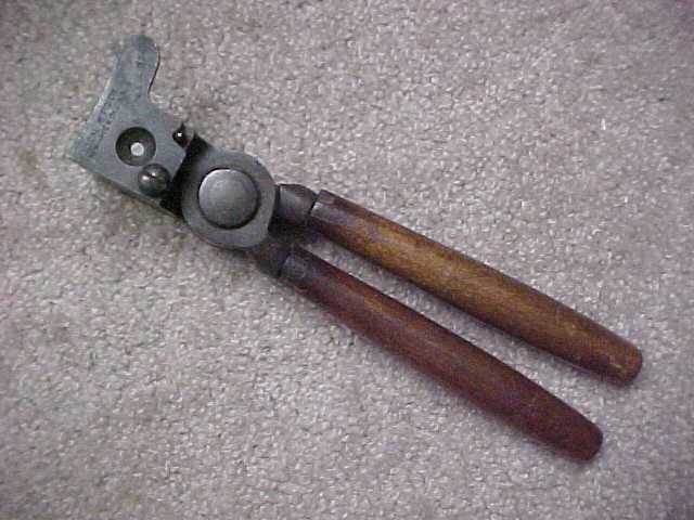 IDEAL MFG. CO. THIRD VARIATION "MARLIN ROUND PT. 45-350 BULLET MOLD