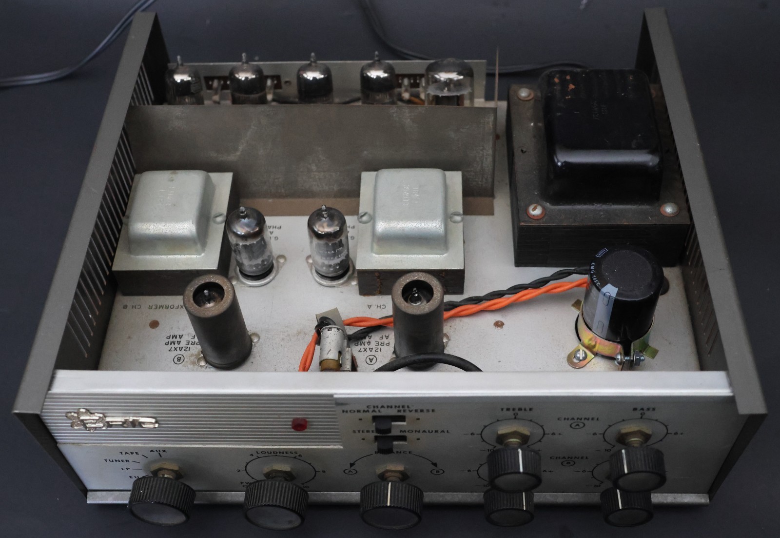 Eric Engineering 2160 6BQ5 Push Pull Integrated Tube Amplifier Plug and Play