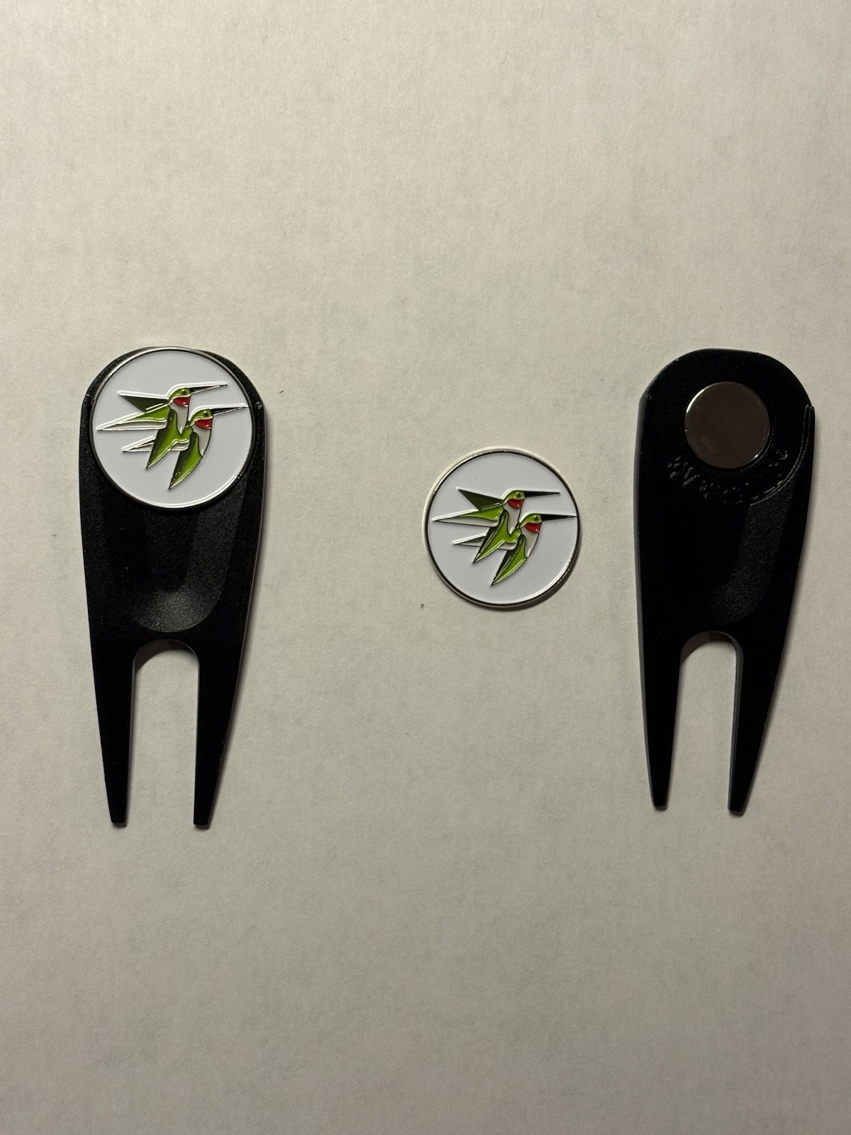 Castle Pines Golf Club 1" Coin Golf Marker & Ergonomic Pocket Golf Divot Tool