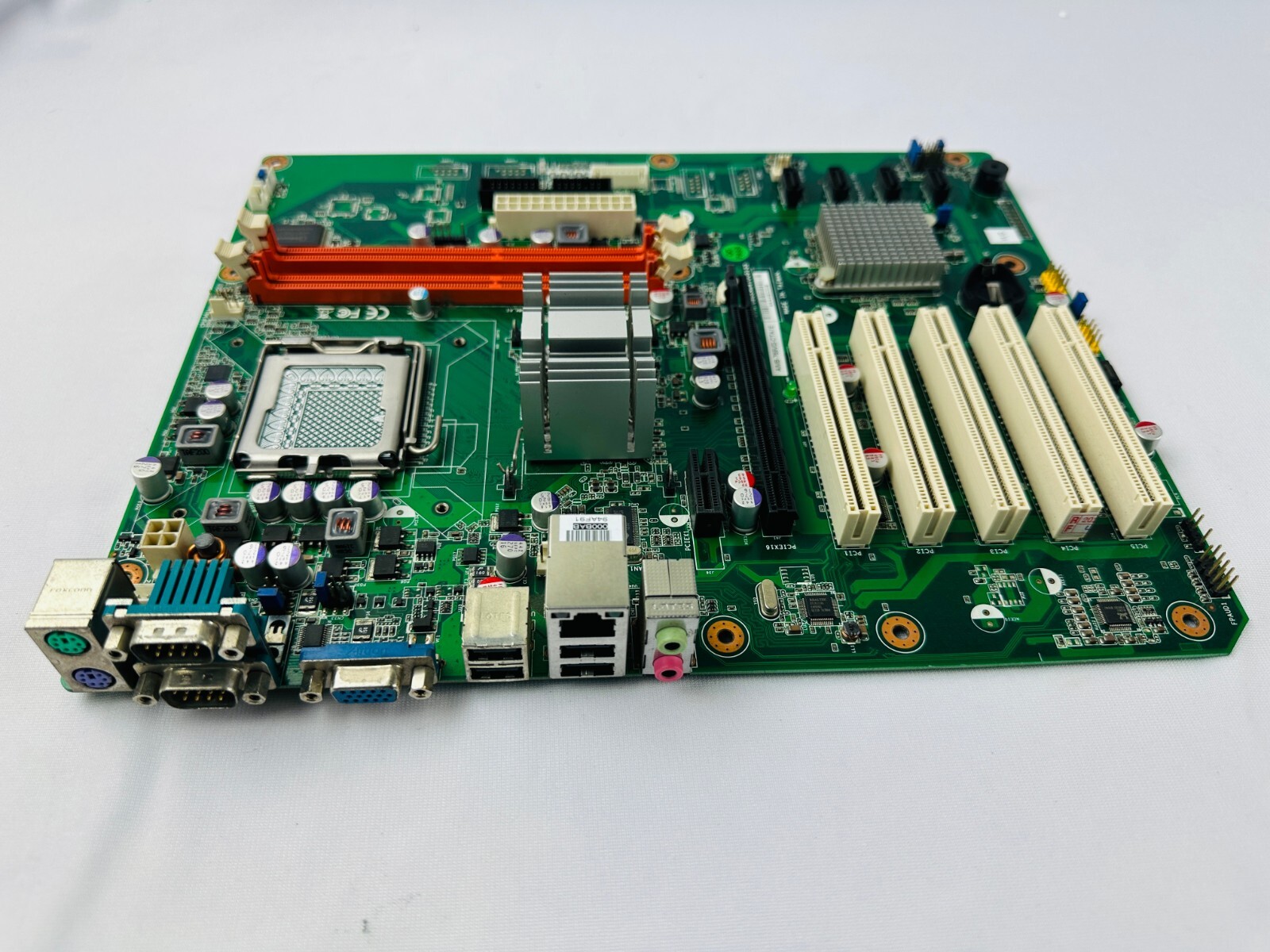 Advantech AIMB-769VG-CTA1E ATX CPU Board.