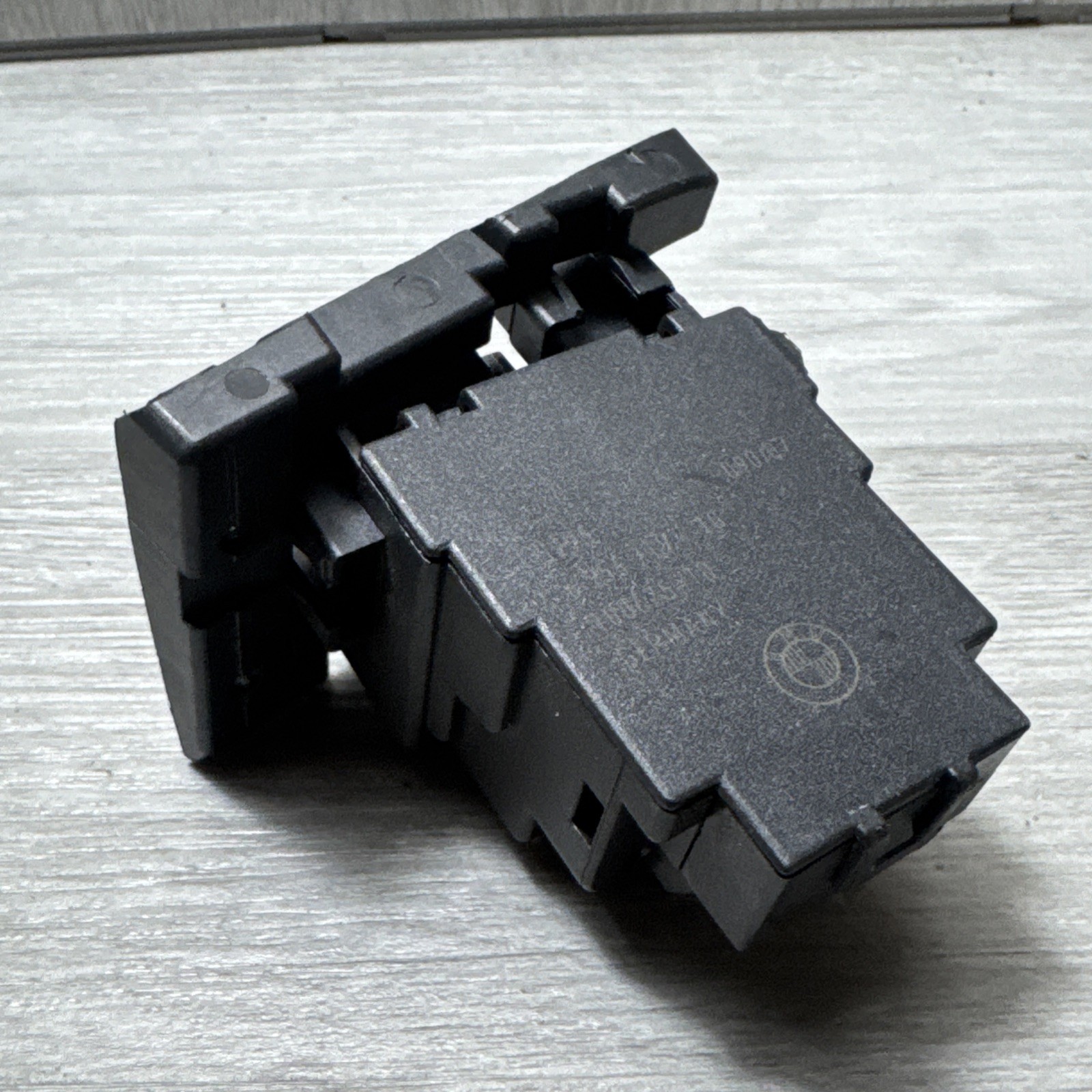 2007 - 2013 BMW E90 E92 325i Ignition FOB Reader Module OEM 6 954 719