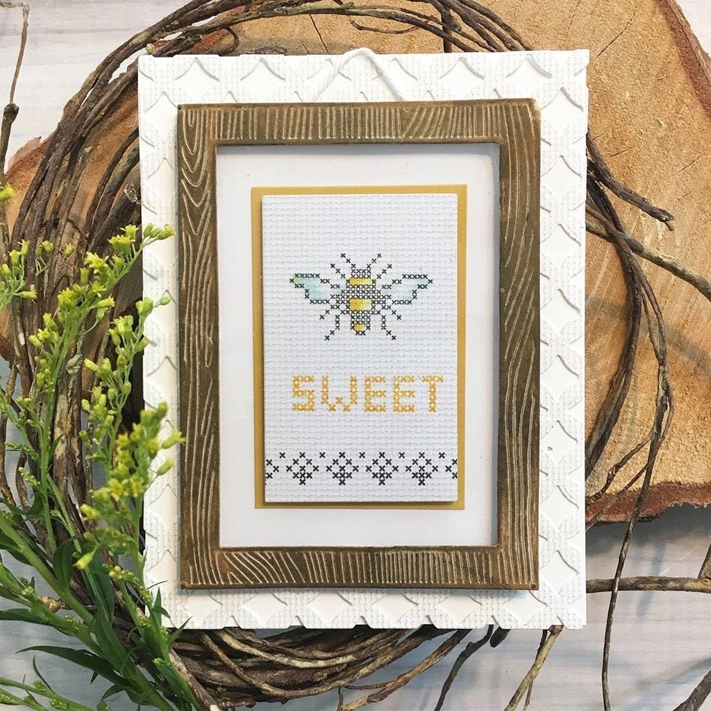 Hero Arts Infinity Nesting Die Set, Wood Frame (DI643)