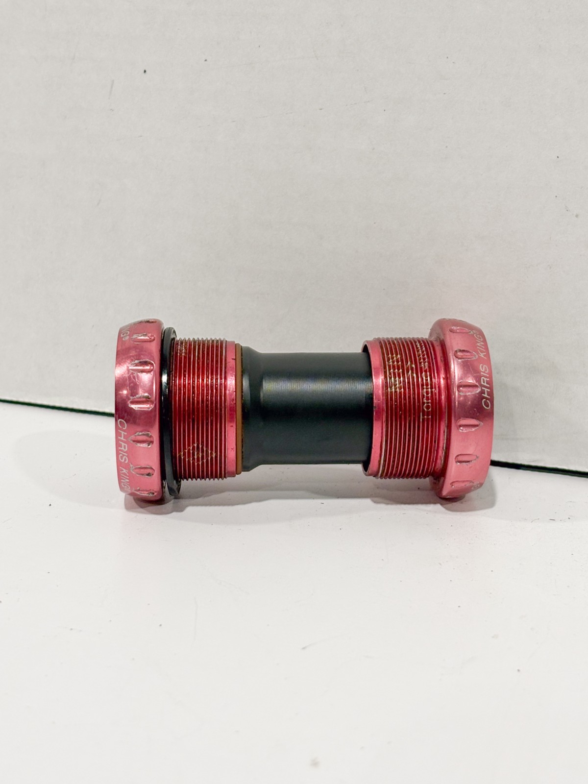 Chris King Bottom Bracket Pink 24mm BB MTB Mountain Bike Rare Smooth