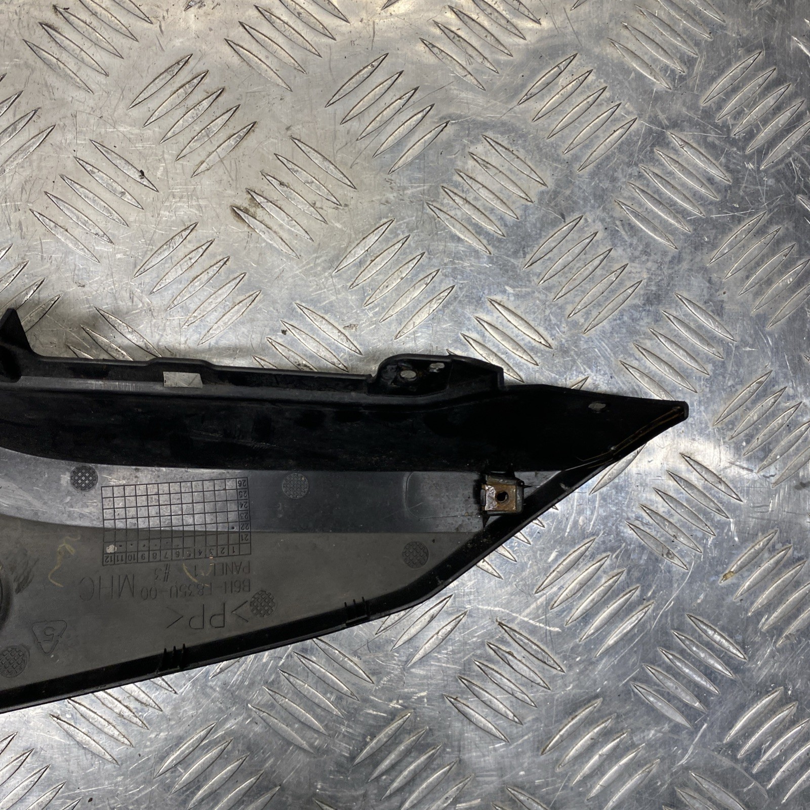 Yamaha NMAX GPD 125 2021-2024 Front Left Indicator Surround Panel Trim #4#