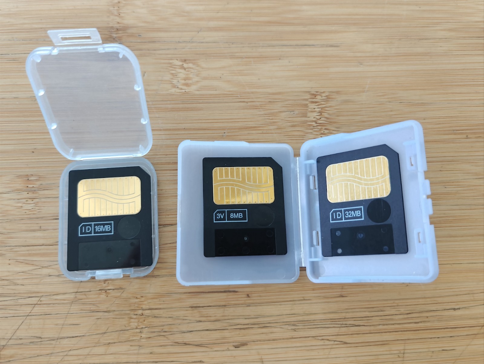 SmartMedia ID Olympus 8MB, 32MB, 16MB Memory Card  Lot Of 3