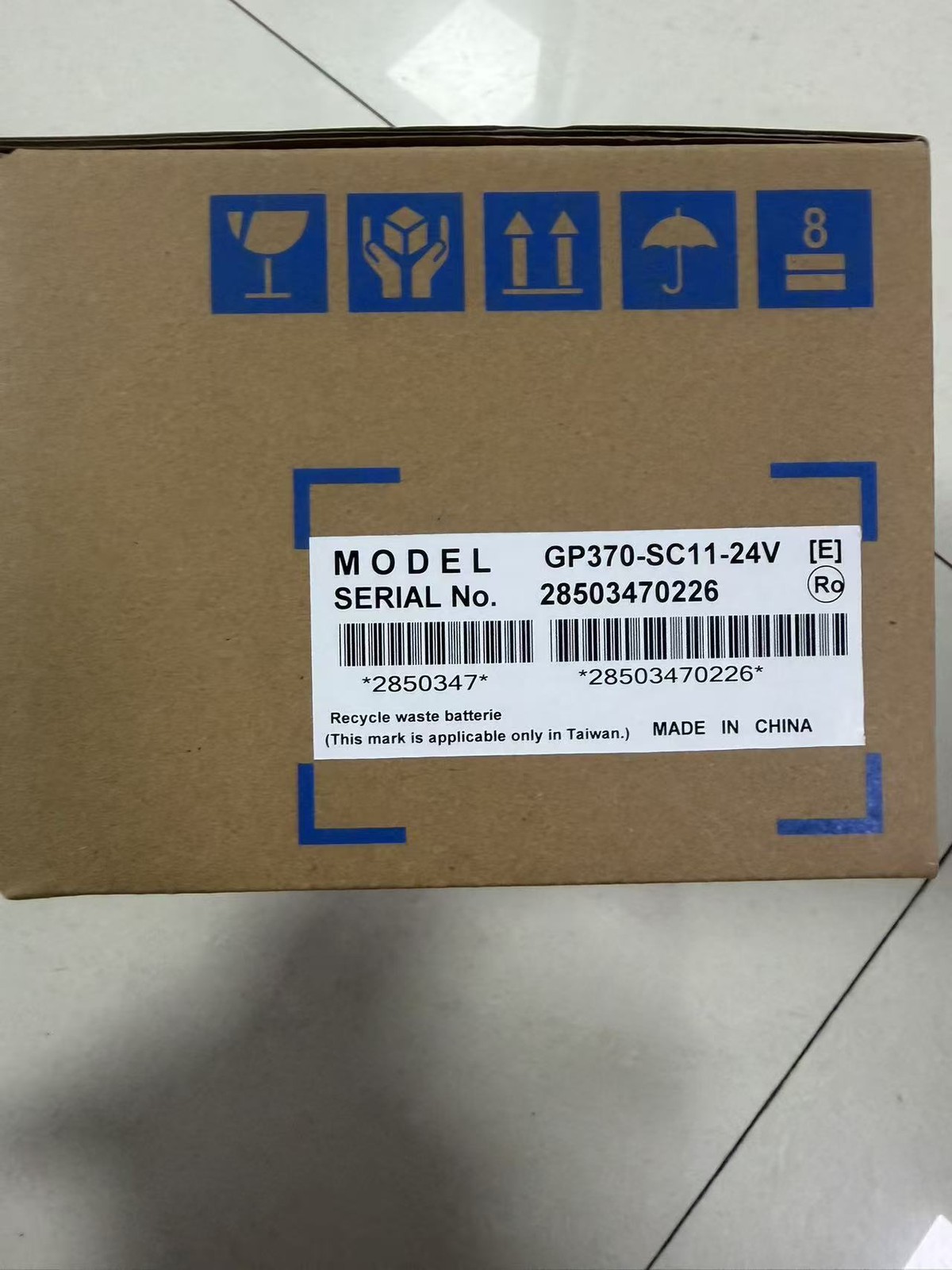 Express ship NEW PROFACE GP370-SC11-24V GP370SC1124V Pro face Touch Screen
