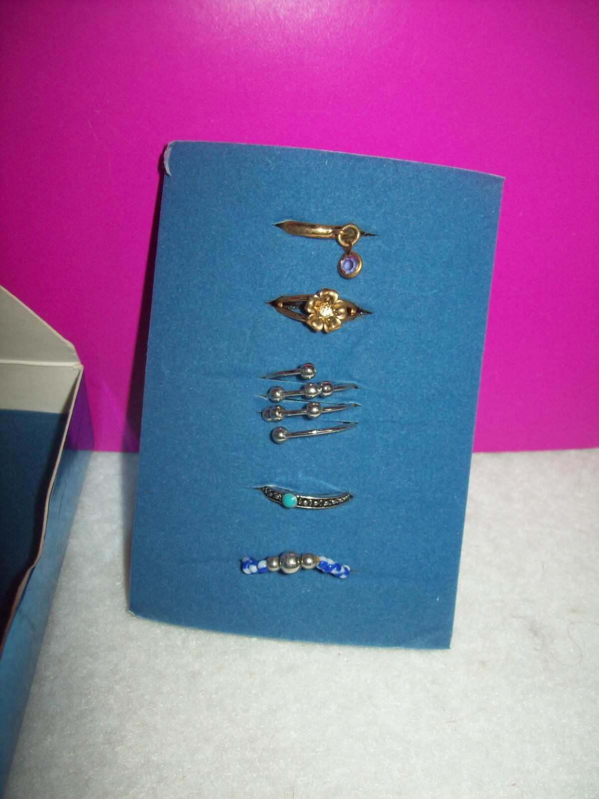 Avon 5 Piece TOE Rings NEW