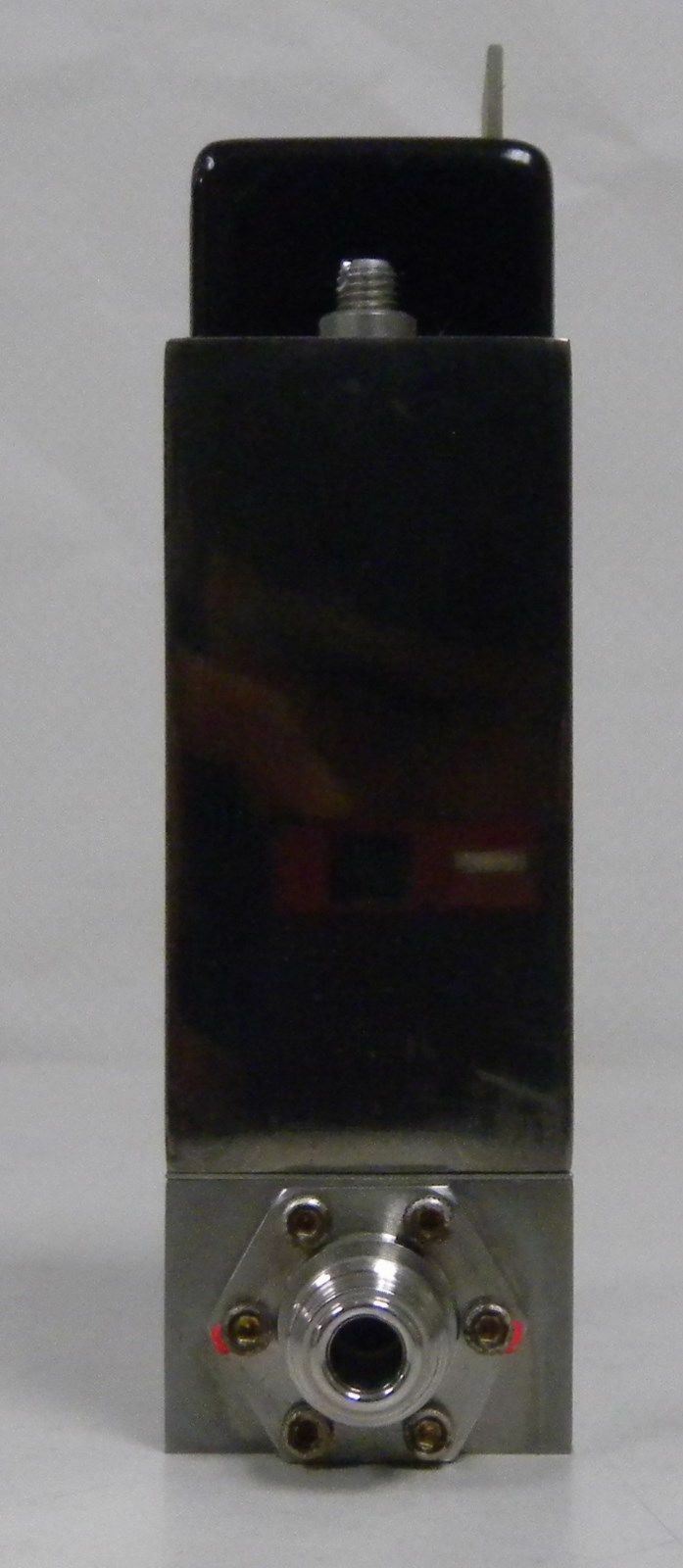 Unit UFC-1260A Mass Flow Controller, Gas- SIH4, Range- 500 SCCM, Used