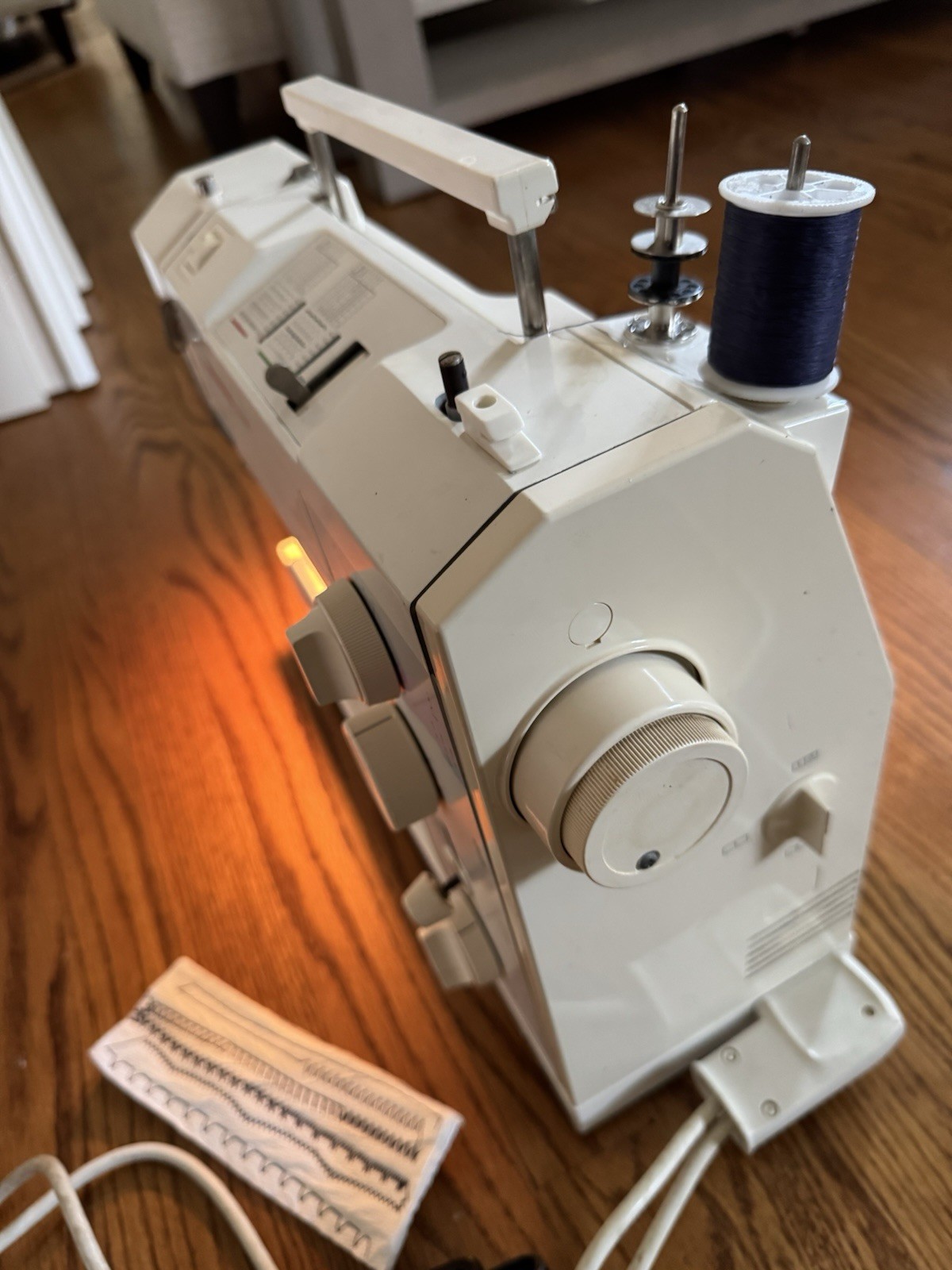 Serviced Bernina 1008 Sewing Machine. Amazing Condition. Works Great.