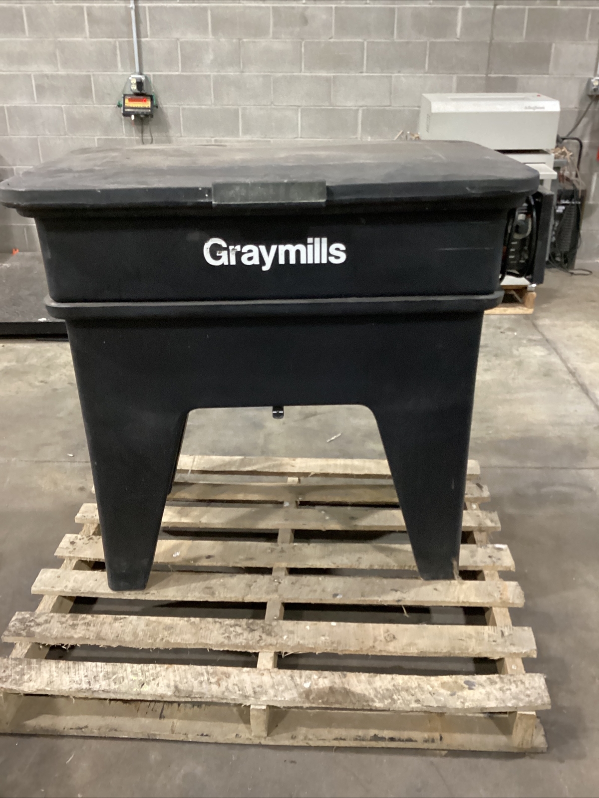 Graymills Parts Washer Solvent PH822-A #681NRFMLF11