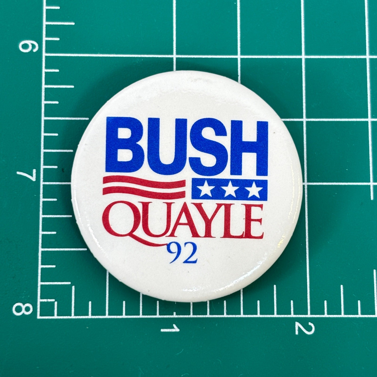 Bush Quayle 1992 Political Pin Pinback Button 1 5/8" Campaign Election