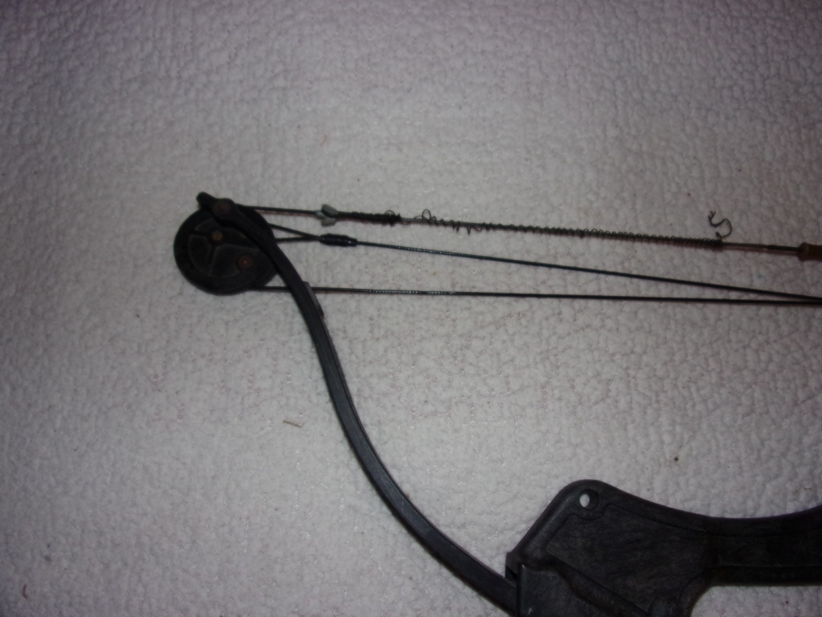 Seneca Youth Compound Bow