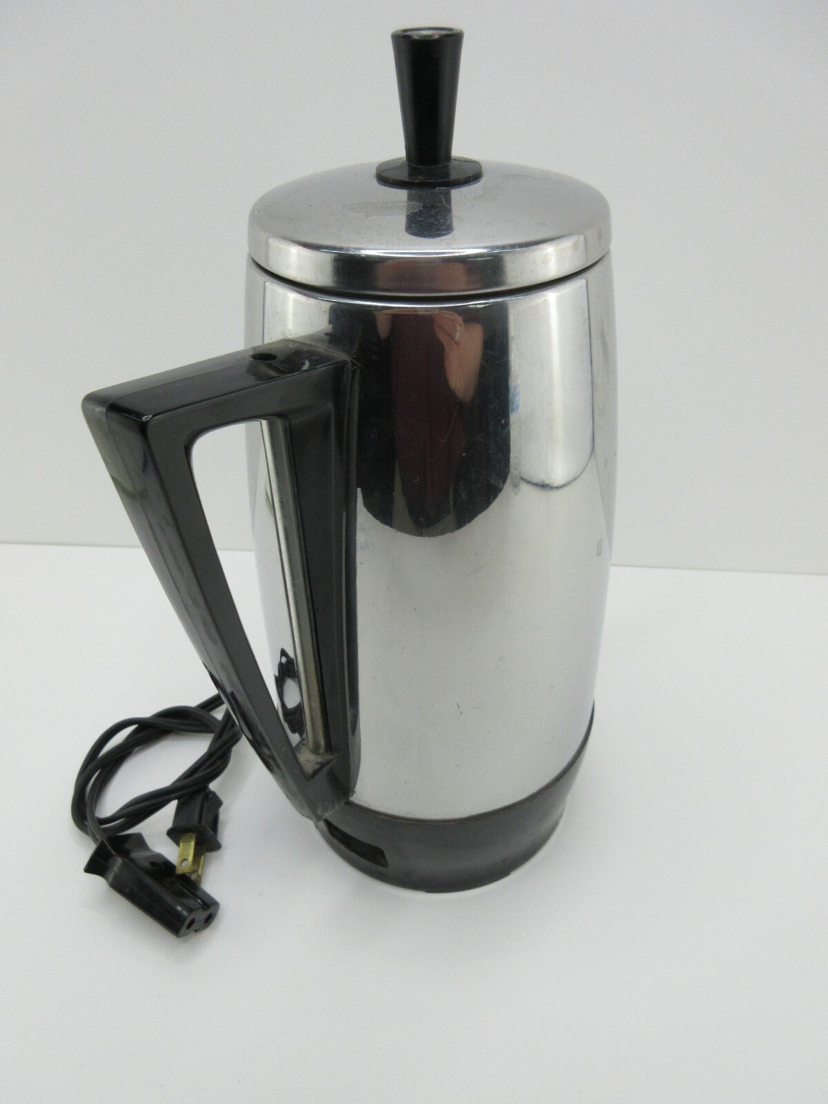 Vintage Western Auto Wizard 12 Cup Automatic Coffee Pot Percolator Chrome