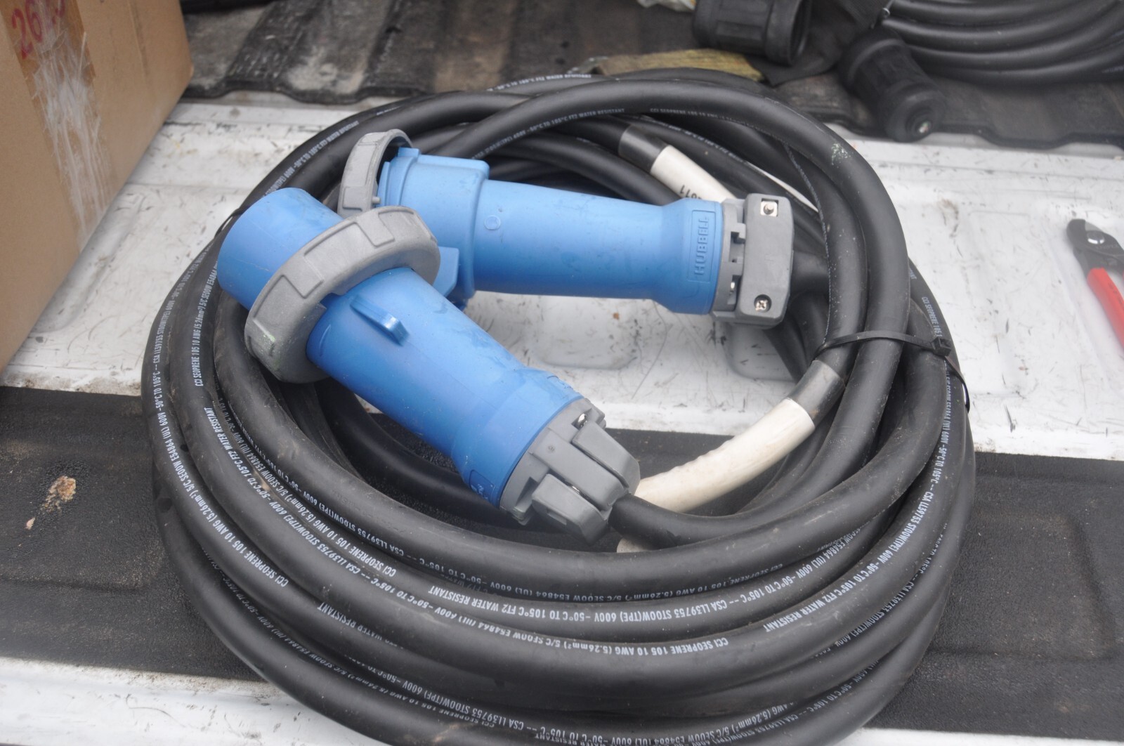 50 FOOT CAROL ULTRA FLEX 10/5 SEOOW CABLE  HUBBELL PLUGS 530P9W/530CPW USA MADE