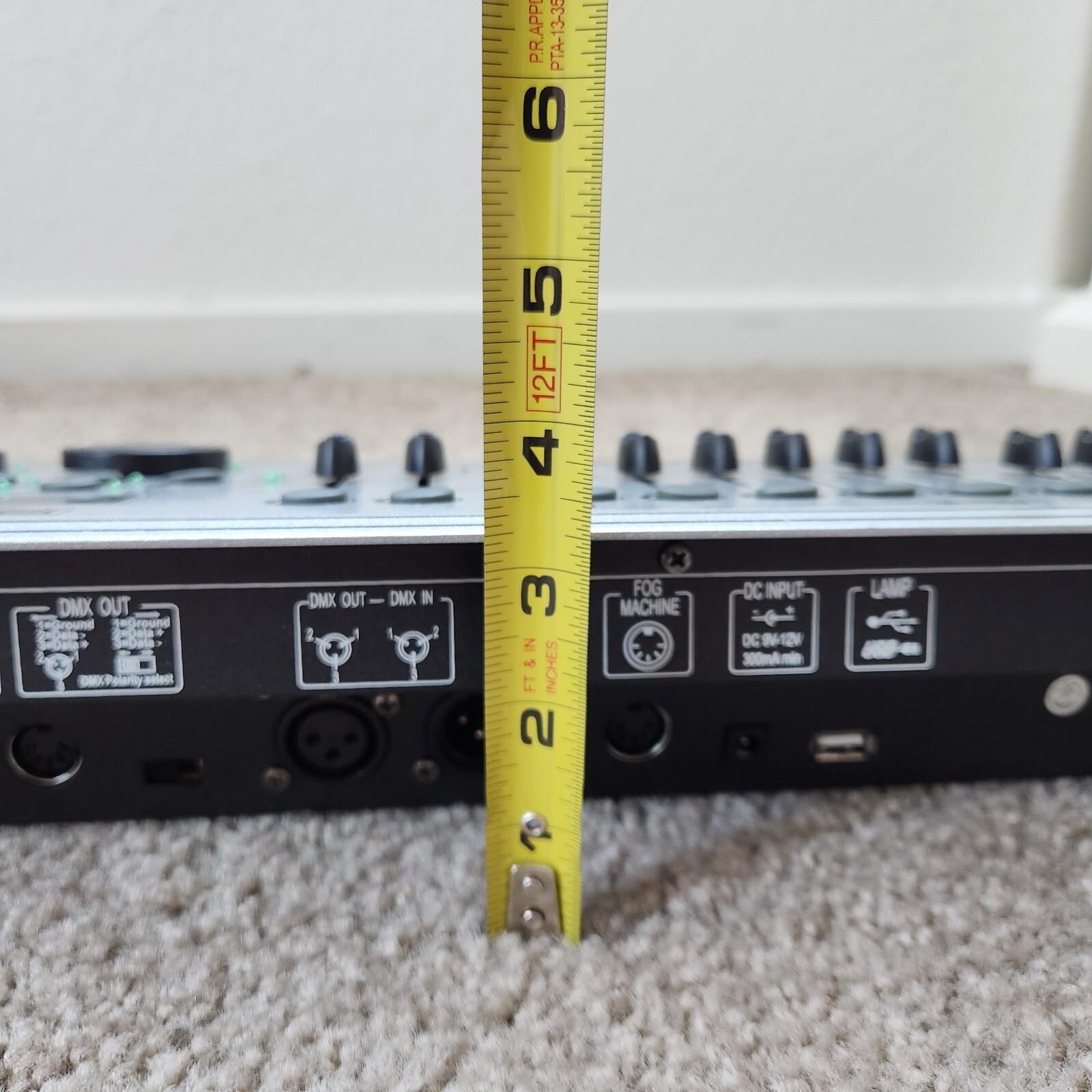DMX-240A Light Controller DMX 512 DJ Stage Console 12 pc Lights at 16 Channel