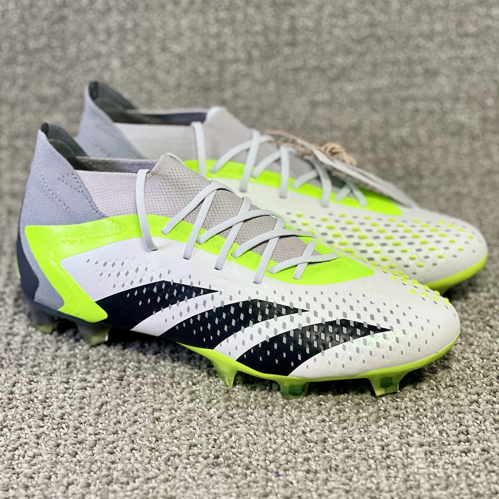 Adidas Predator Accuracy.1 FG Soccer Cleats White Black GZ0035Men's Size US 7