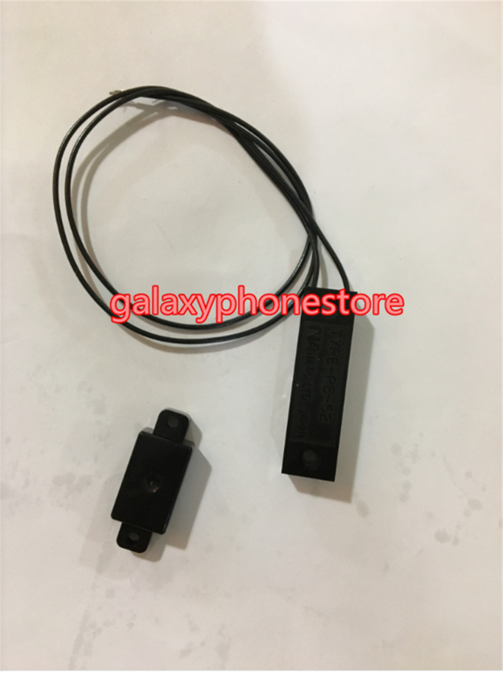 1PCS TYPE-RS-52 24V FOR Magnetic sensor