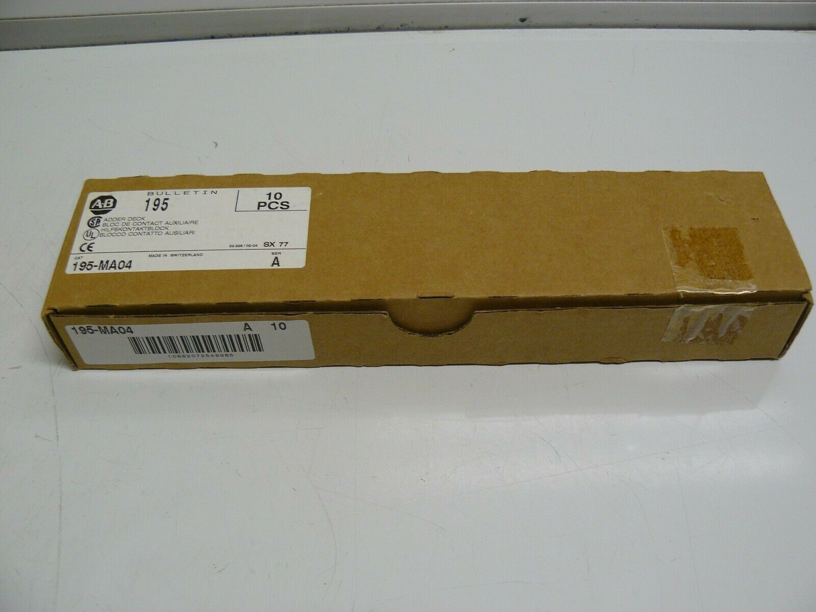 NIB ALLEN BRADLEY 195-MA04 ADDER DECKS SERIES A BULLETIN 195MA04