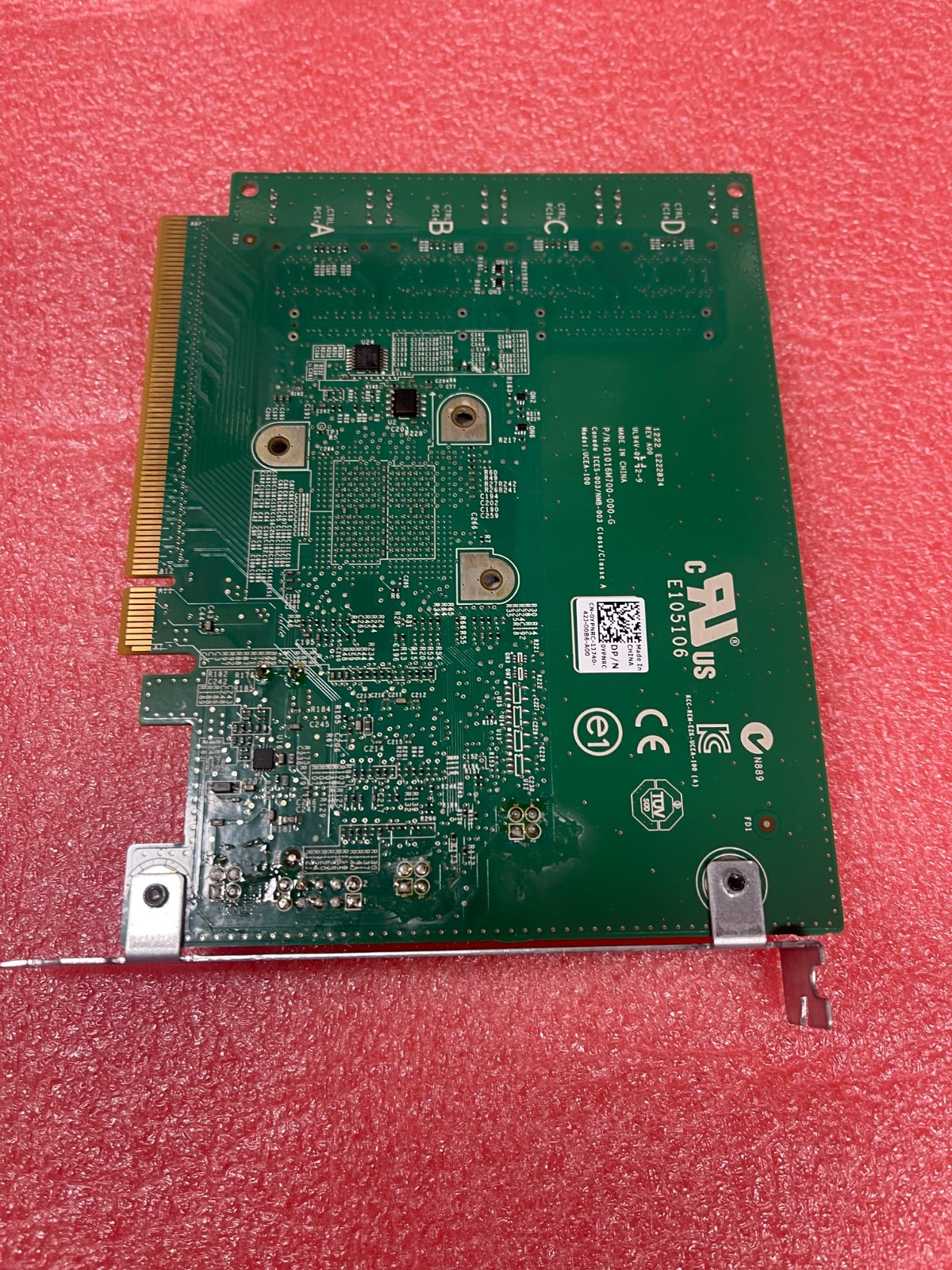 YPNPC DELL 4-Port SAS PCIe Bridge Card for PowerEdge R820, R720 Used