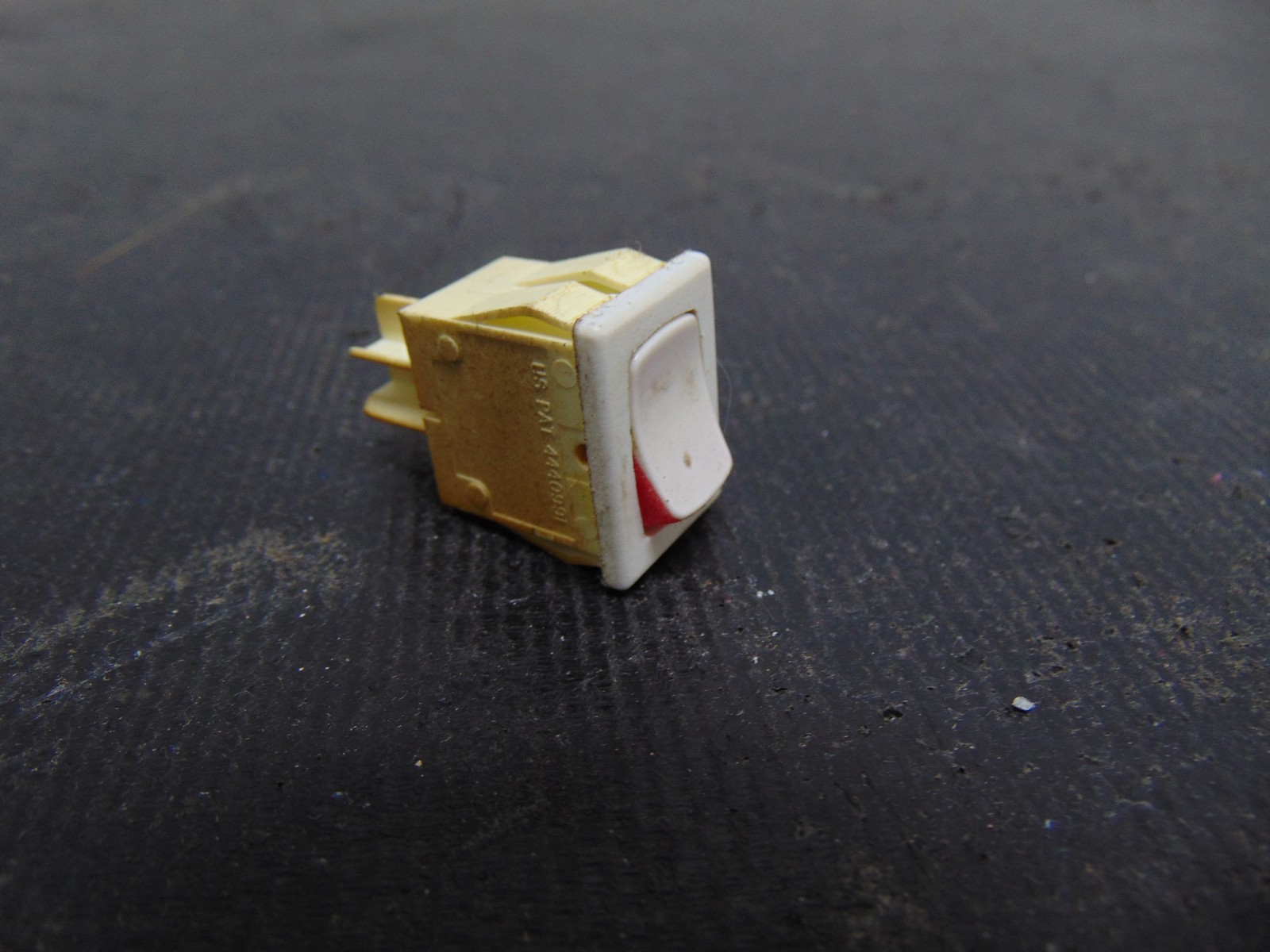 Whirlpool Range RF375PXDQ0 Rocker Switch 3182718