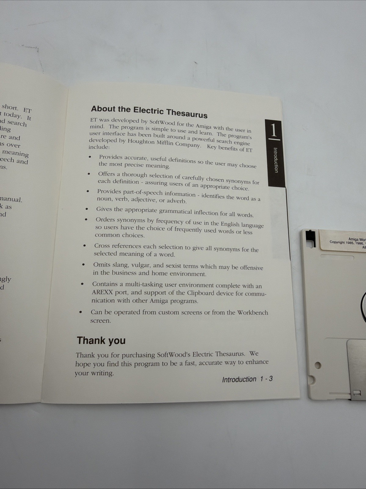 SoftWood Electric Thesaurus v2.0 Commodore Amiga Manual Disk Tested Working
