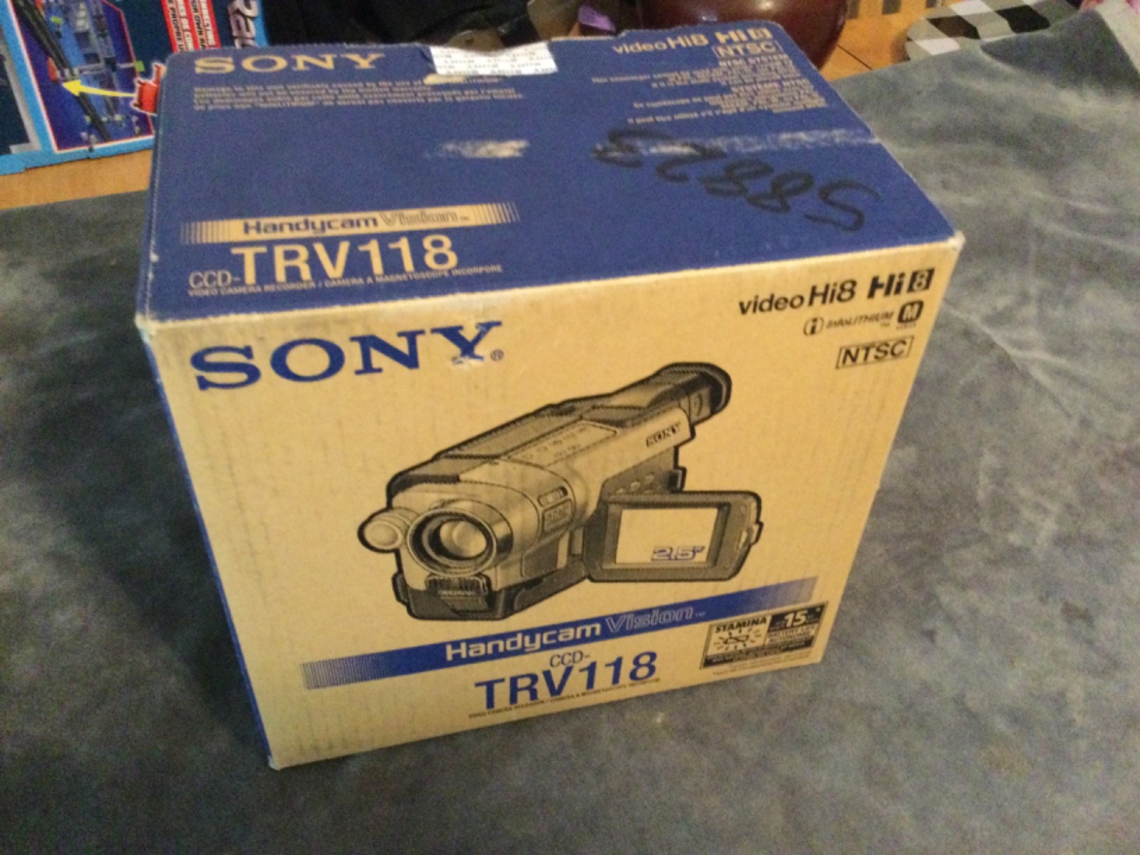 NIB,OB,OS,Sony Handycam Vision CCD-TRV118 Tape Hi8 Camcorder In Orig box,etc.FS!