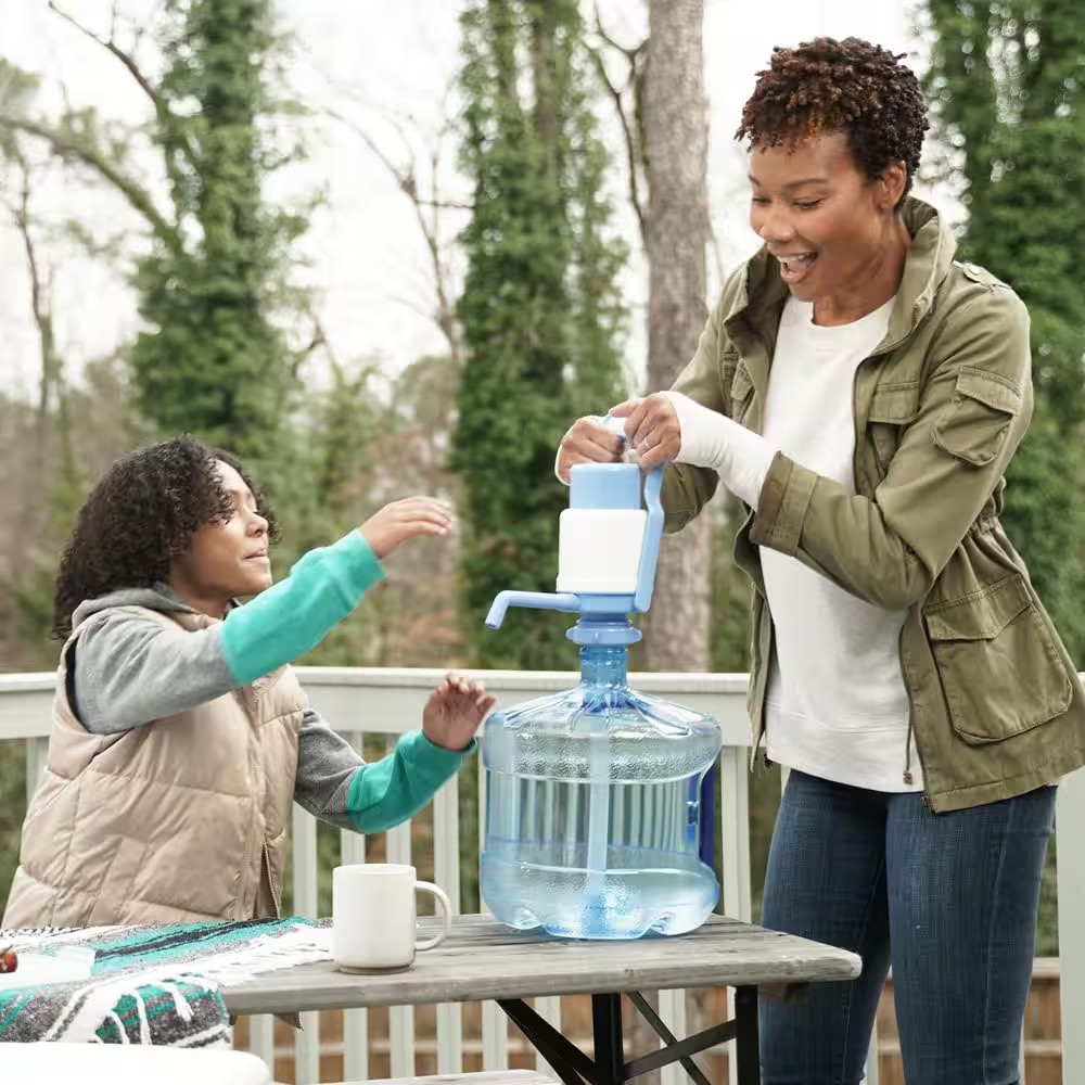 Portable Manual Water Pump, Blue and White