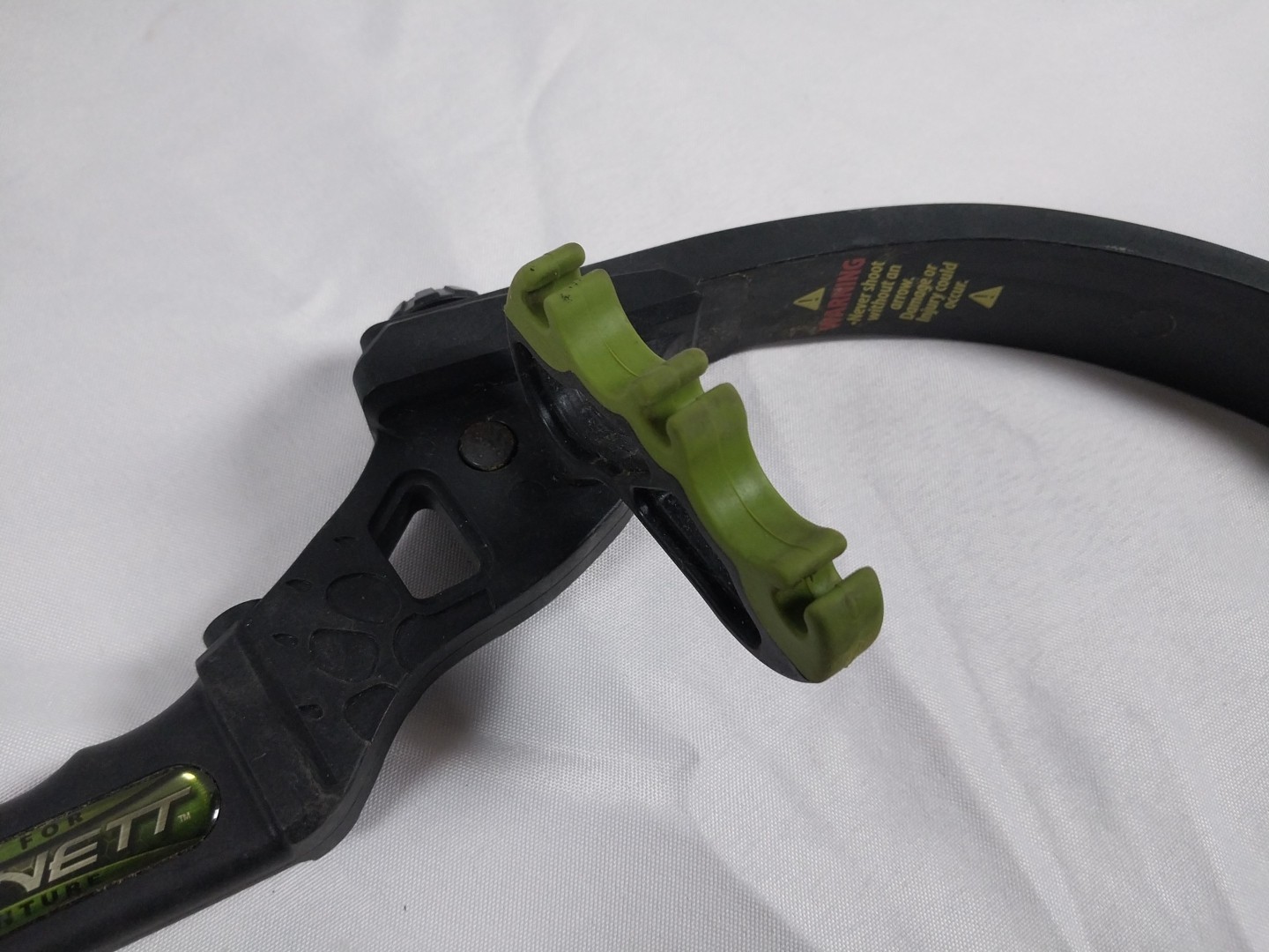 Barnett Adventure Tom Cat Bow & Arrows