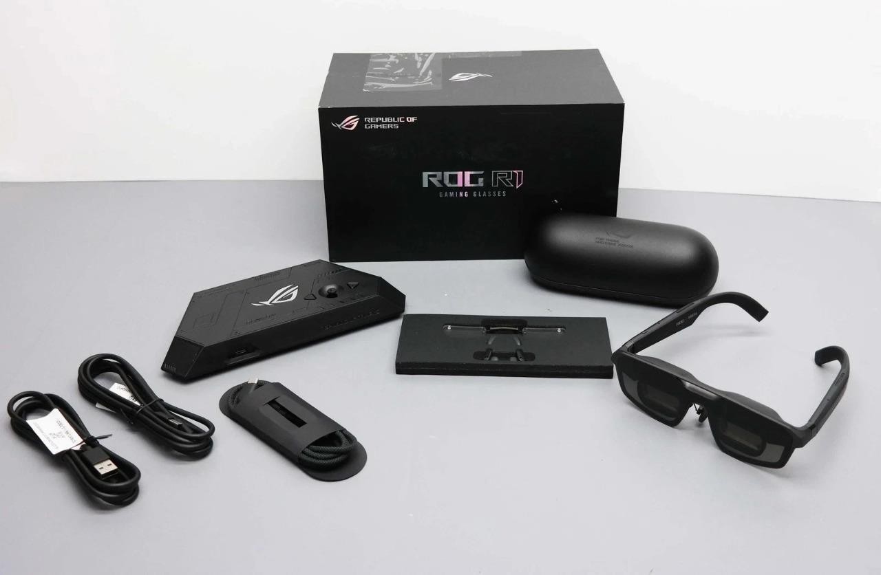 ASUS ROG XREAL R1 Gaming AR Glasses 171" FHD 240Hz 0.01ms ROG Ally PC & GAMING