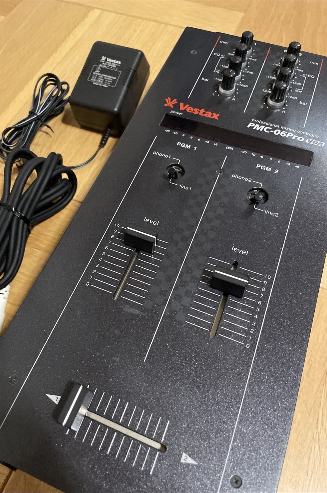 Vestax pmc-06pro vca DJ Mixer very good condition