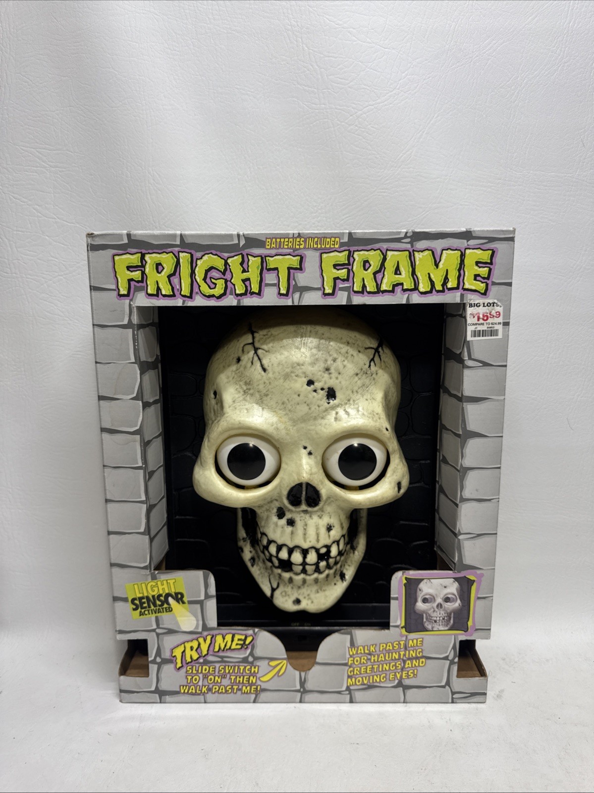 NEW Vintage Halloween Fright Frame Animated Skeleton Eyes W/ Original Box Tested