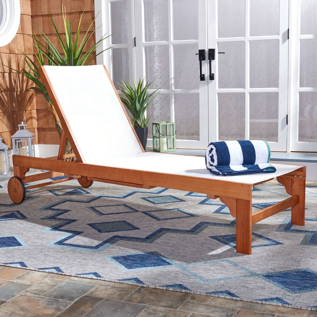 SAFAVIEH Outdoor Collection Ralden Chaise Sunlounger | Natural/Beige |