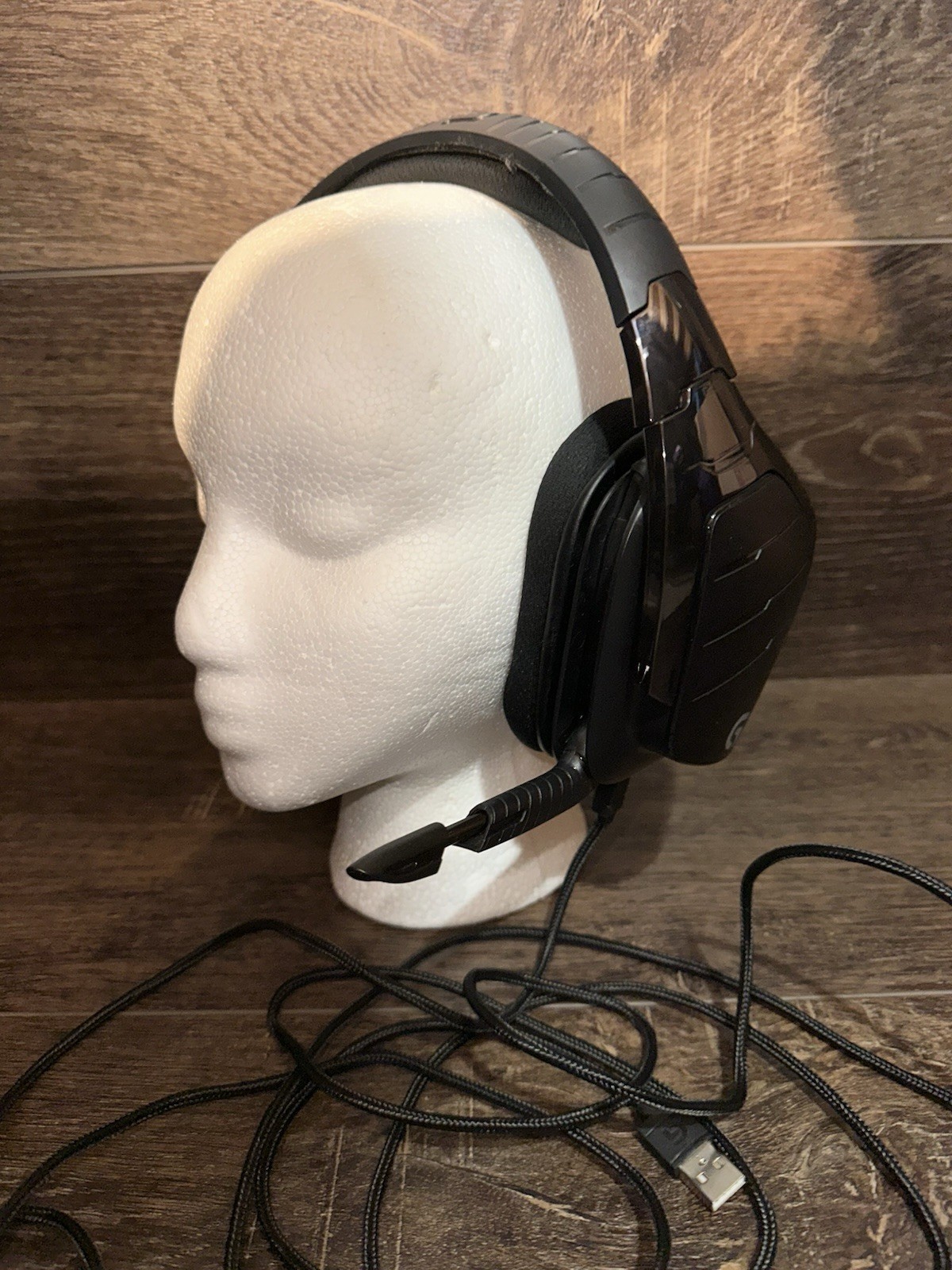 Logitech G633 Artemis Spectrum RGB 7.1 Surround Sound Gaming Wired Headset WORKS