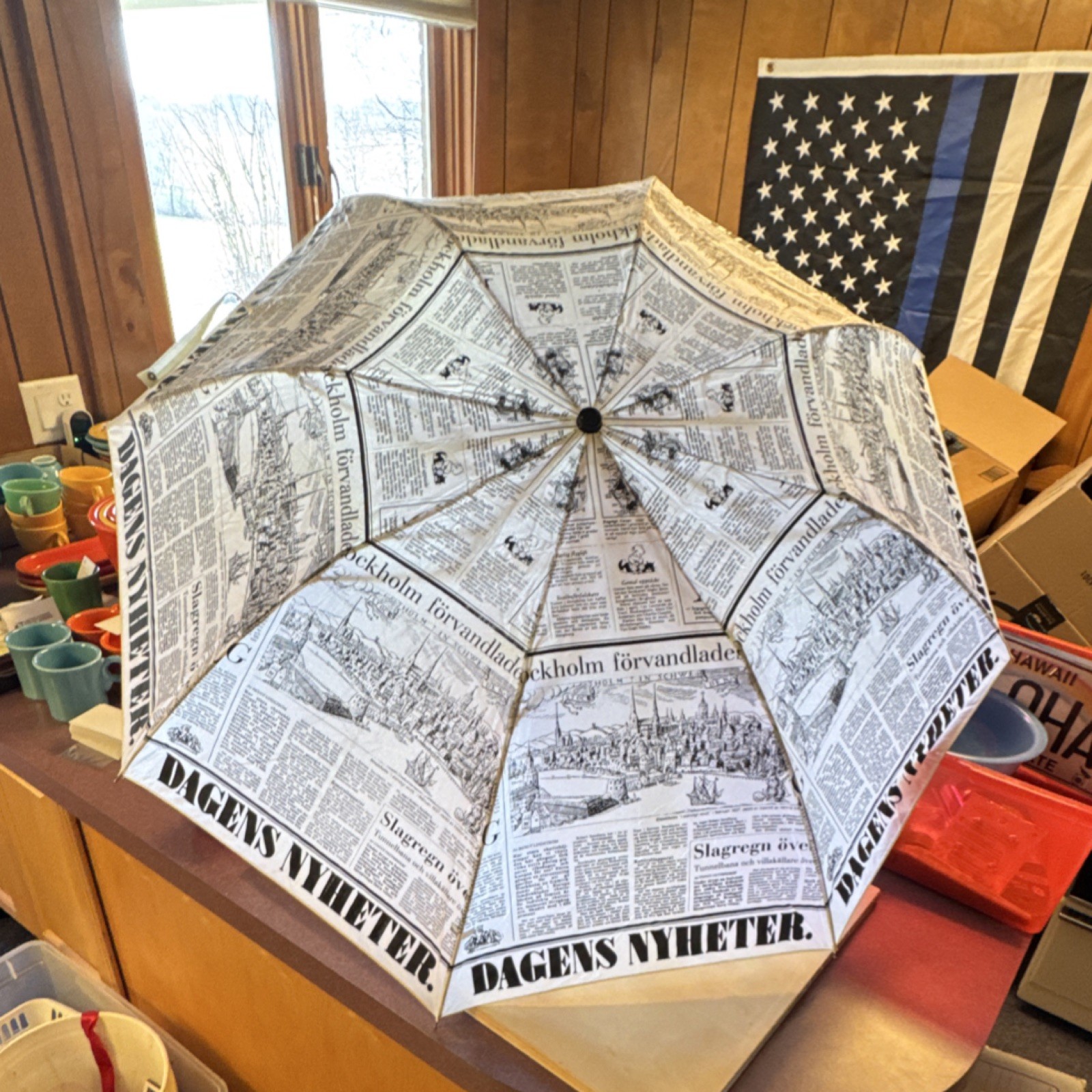 Dagens Nyheter Newspaper Print Folding Umbrella Black/White 36" Canopy