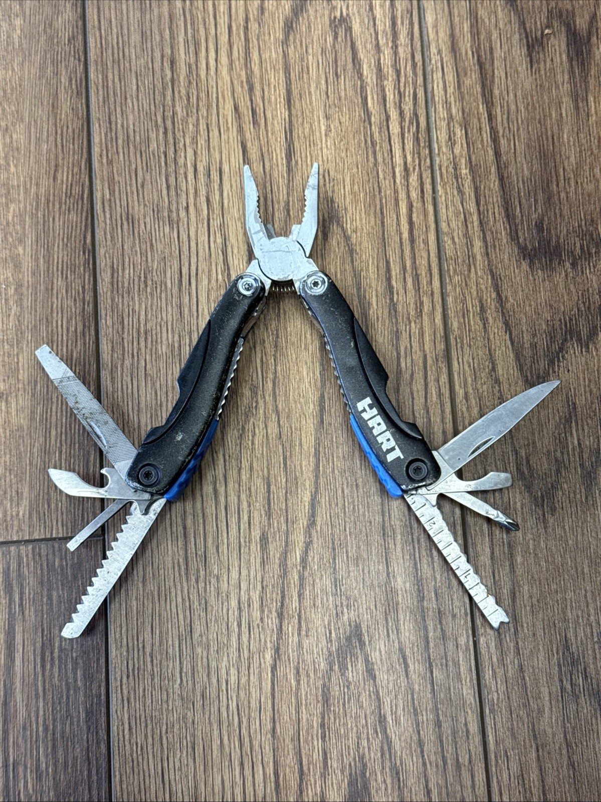 HART 16-in-1 MULTI-TOOL UTILITY PLIERS Screwdriver Saw File