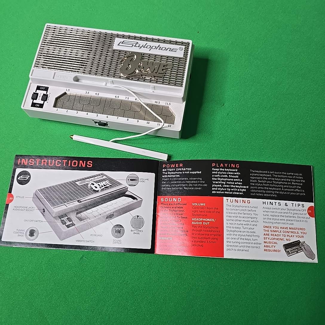 Bowie Stylophone - Limited Edition Synthesizer New Open Box