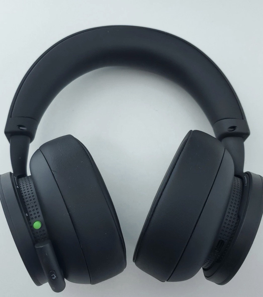 Xbox Wireless Gaming Headset for Series X|S One and Windows TLL-00020